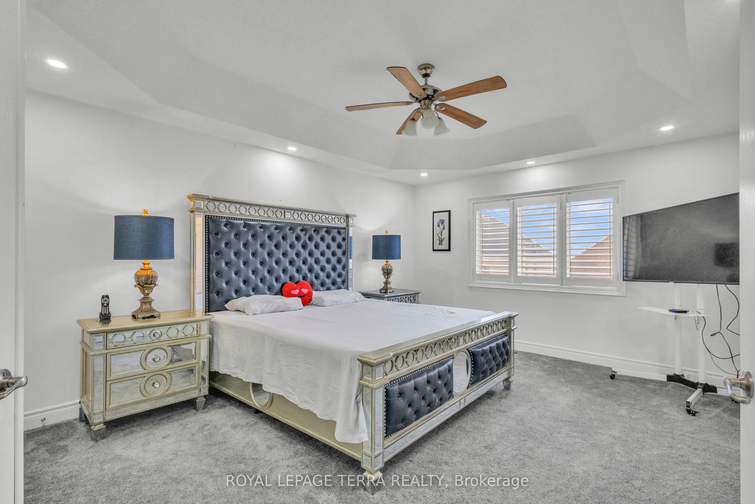 584 Pinery Trail