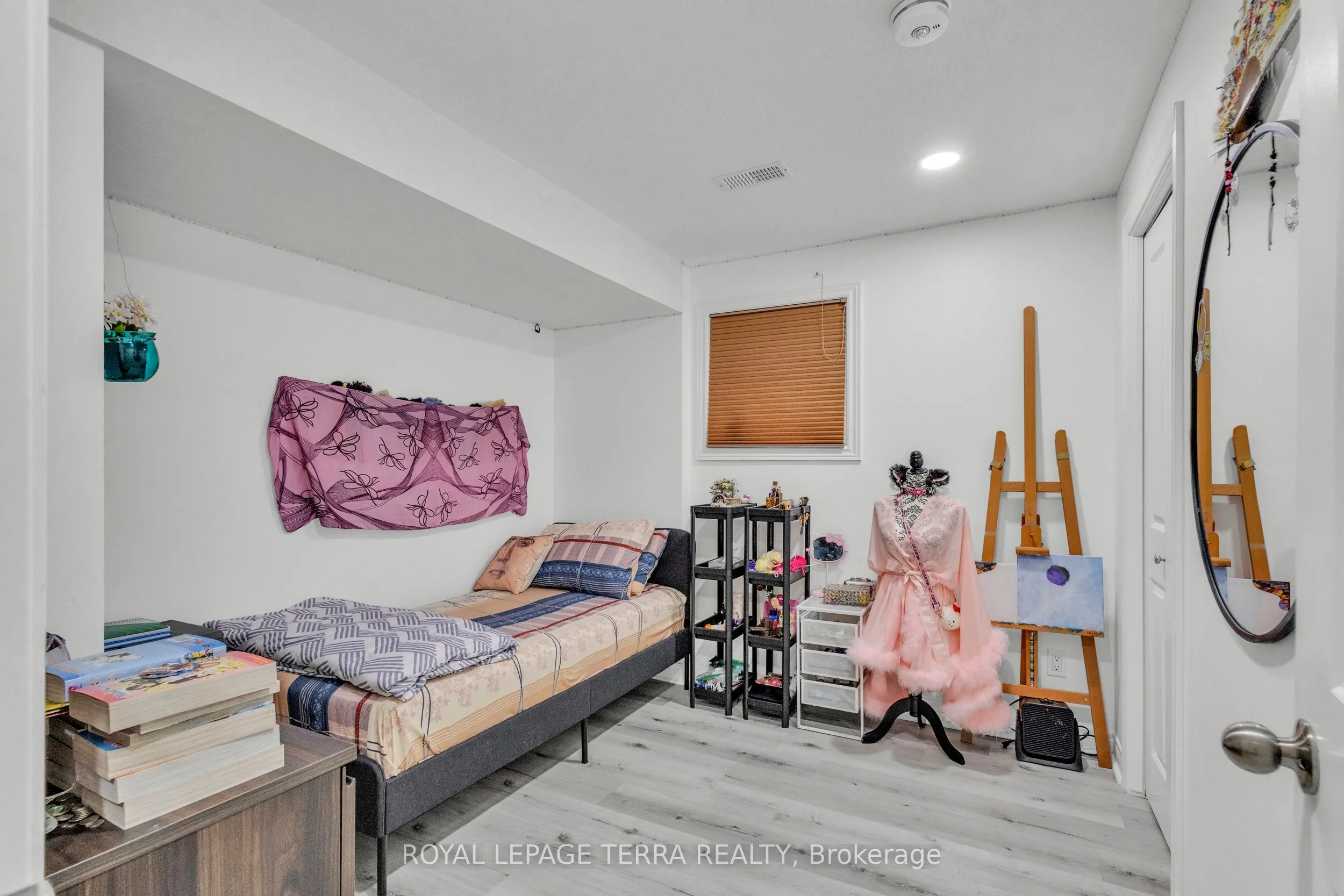 584 Pinery Trail