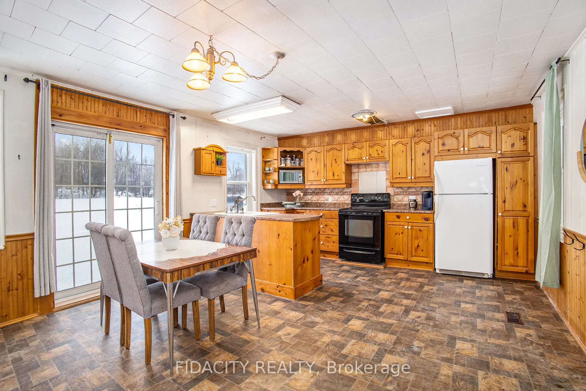 5046 Carp Road