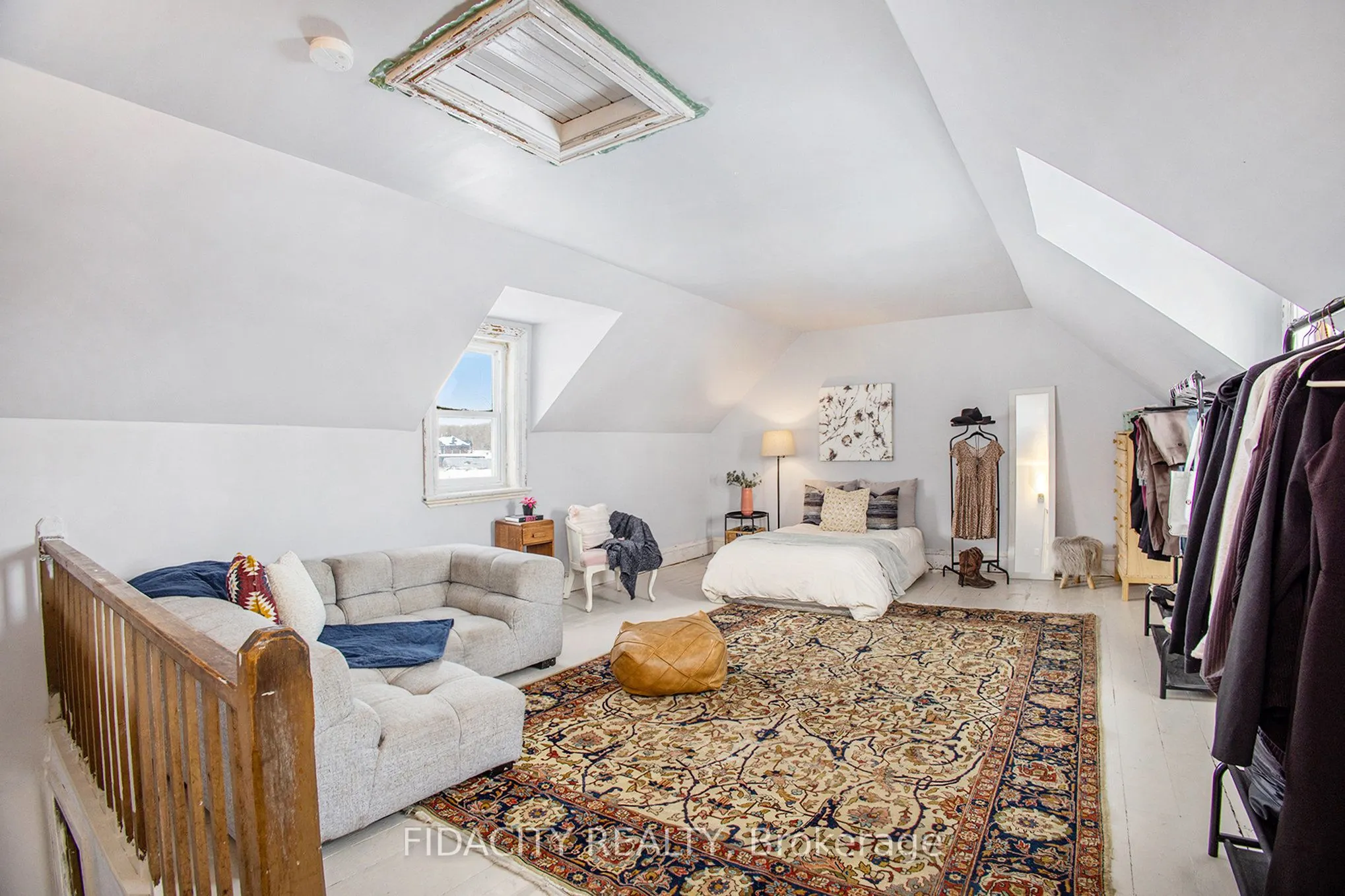 5046 Carp Road