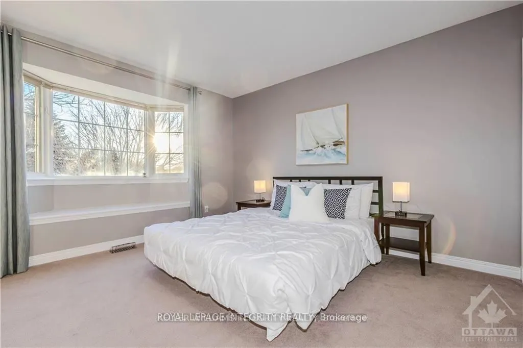 72 Kenins Crescent