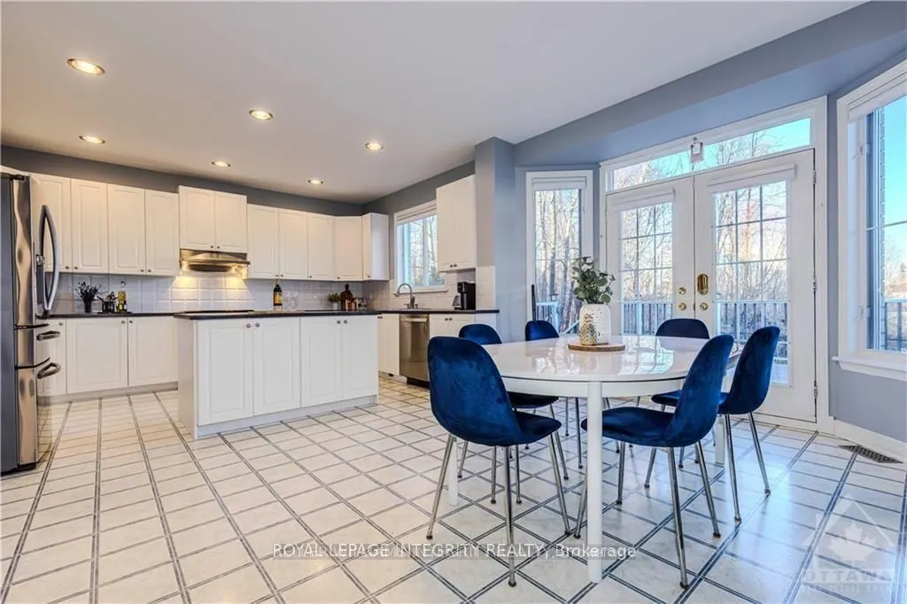 72 Kenins Crescent
