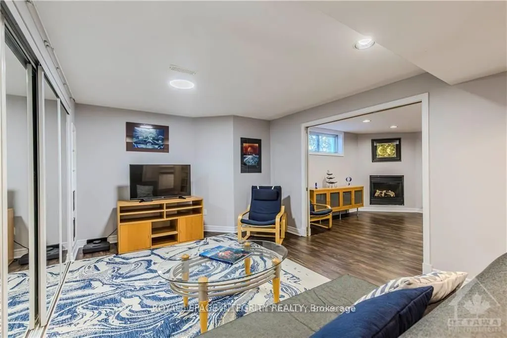 72 Kenins Crescent