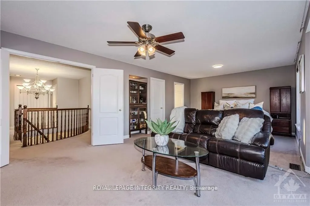 72 Kenins Crescent