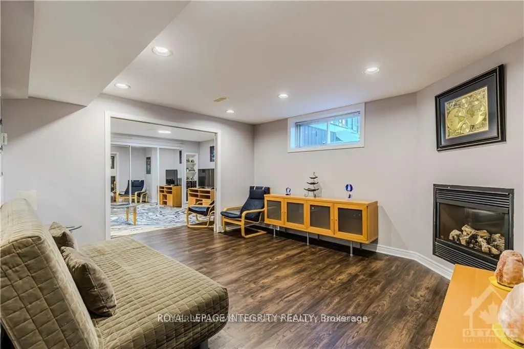 72 Kenins Crescent