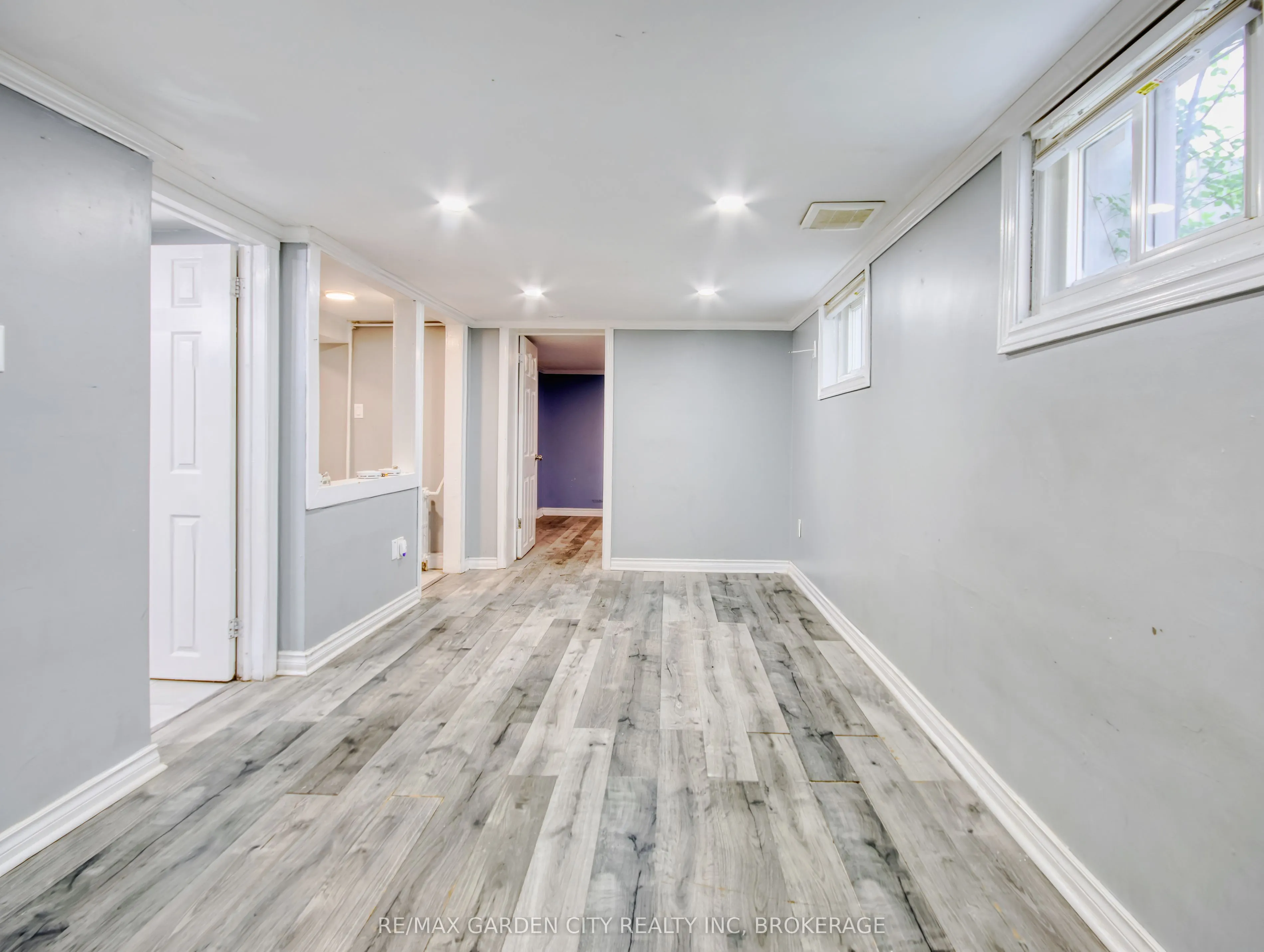 144 Welland Avenue
