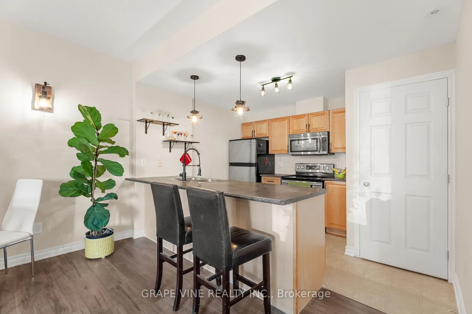 165 Crestway Drive, ##D