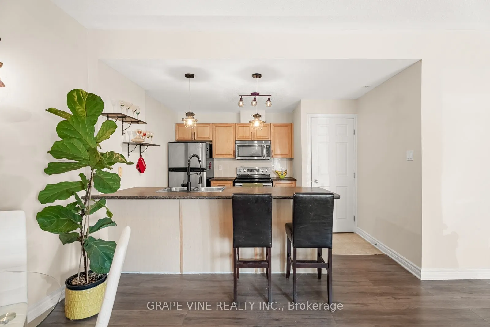 165 Crestway Drive, ##D