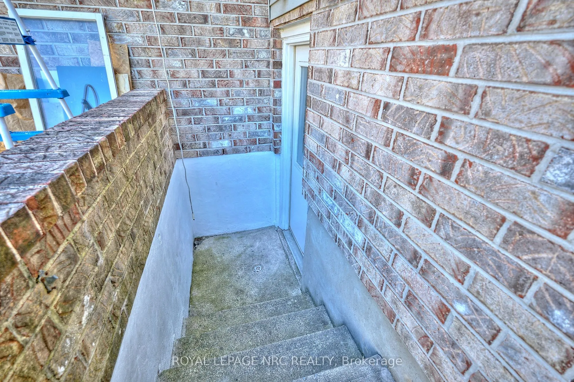 6090 Crimson Drive
