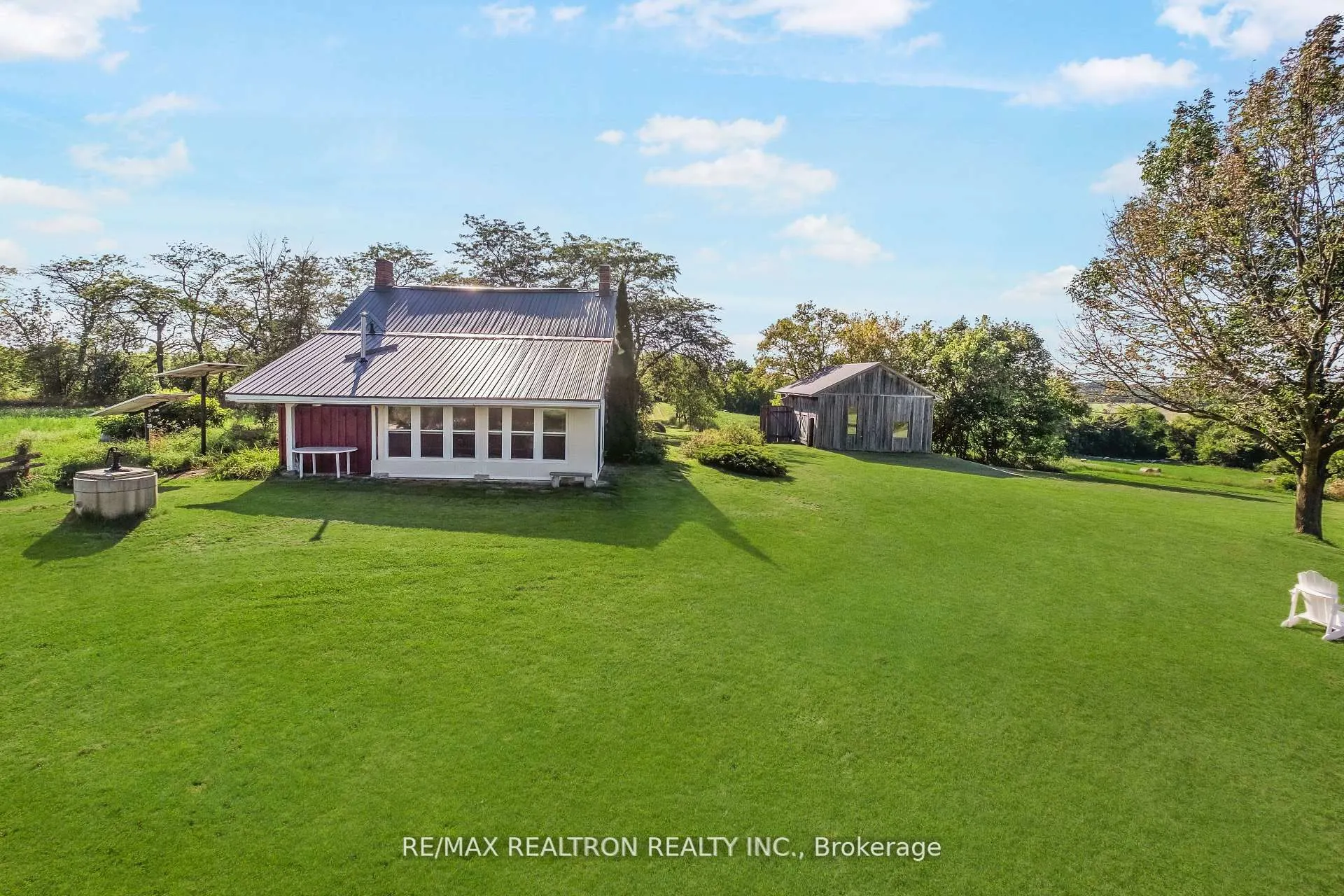 499437 6Th Concession Road N