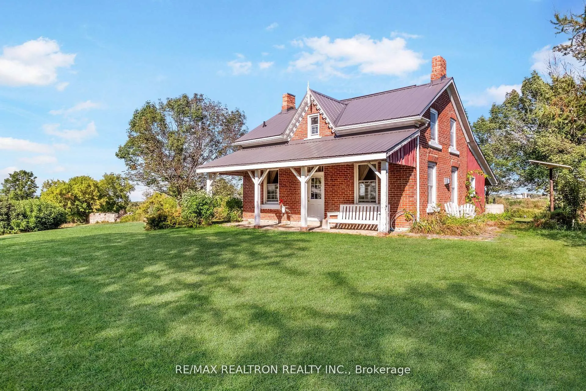499437 6Th Concession Road N
