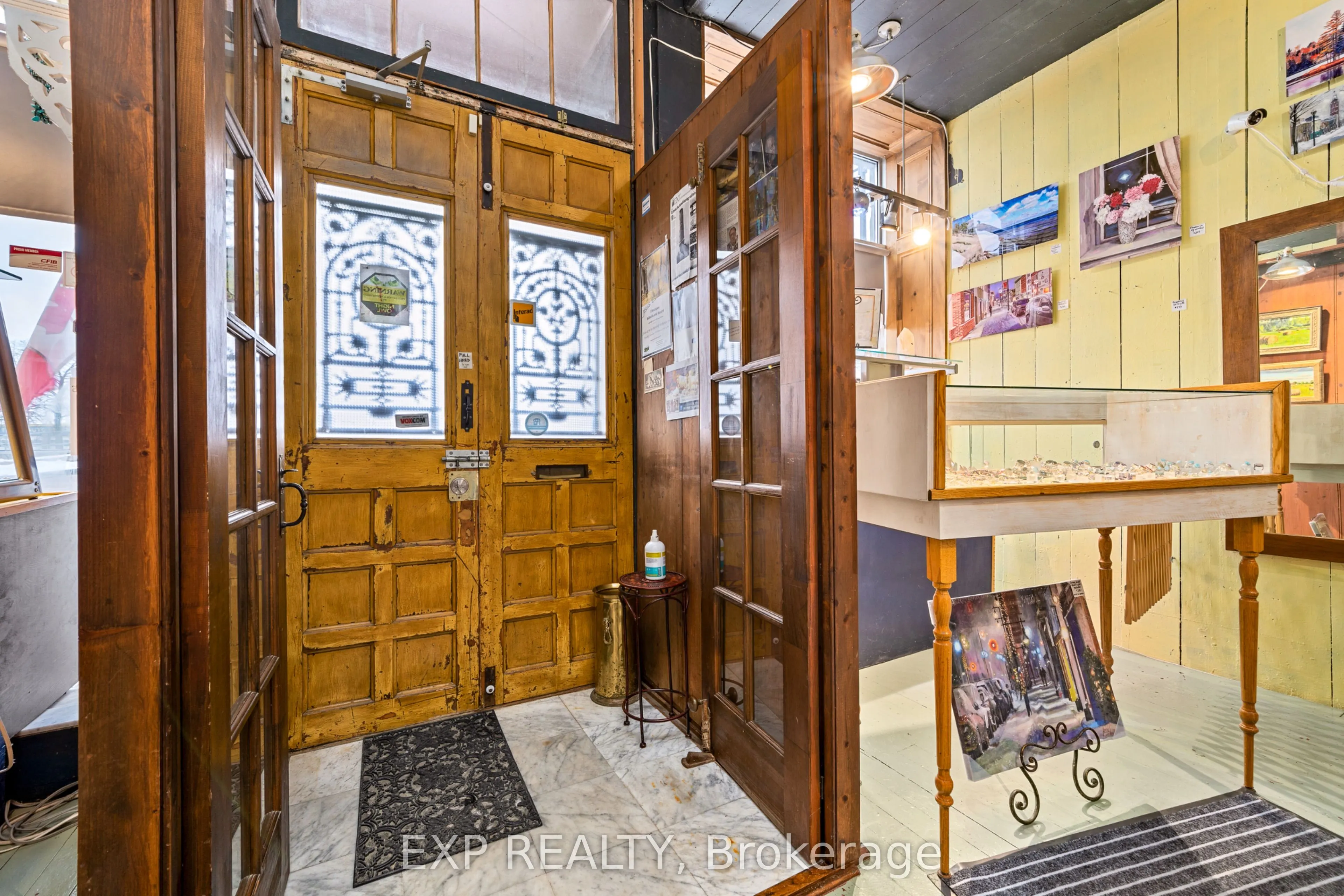 395 Front Street