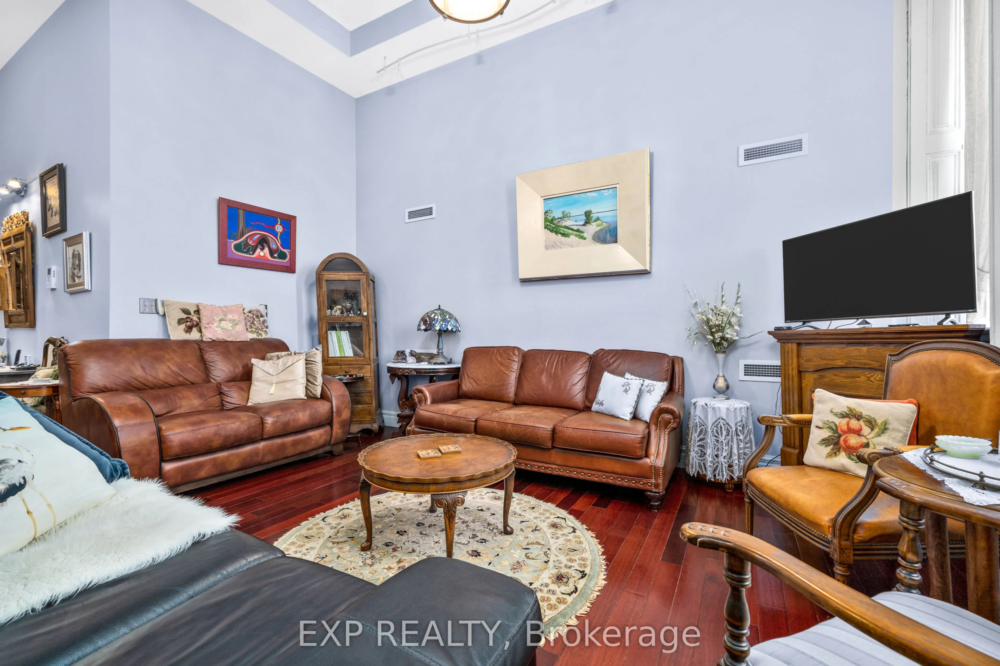 393 Front Street, #1