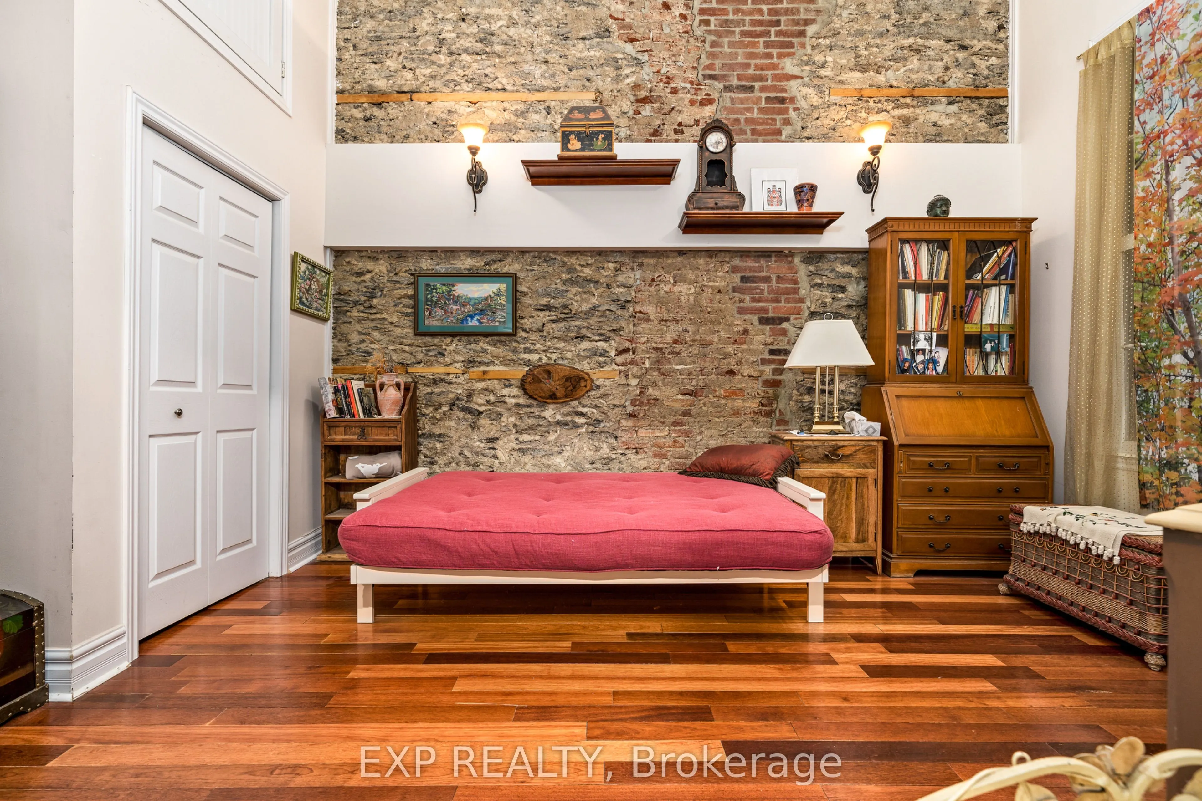393 Front Street, #1