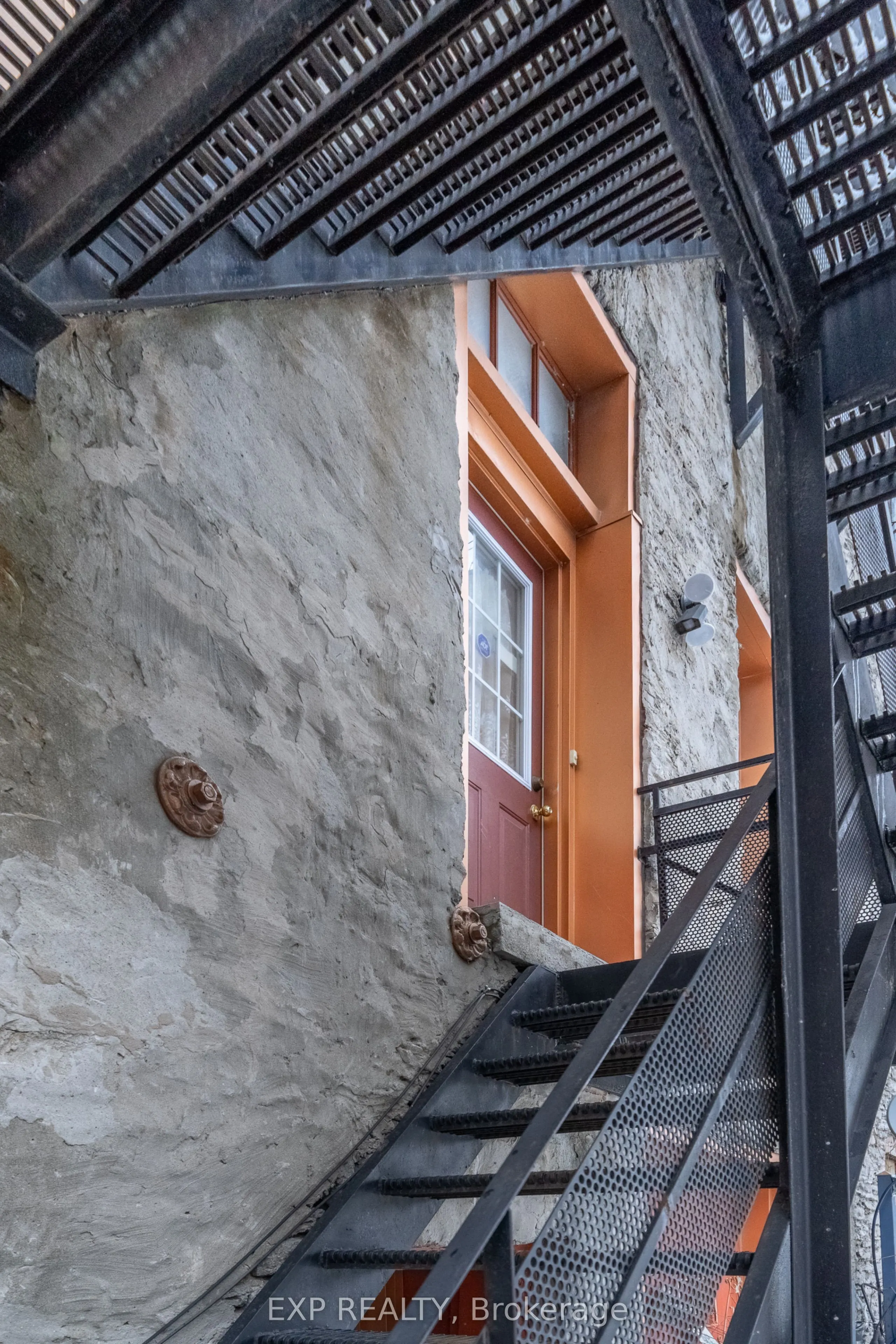 393 Front Street, #1