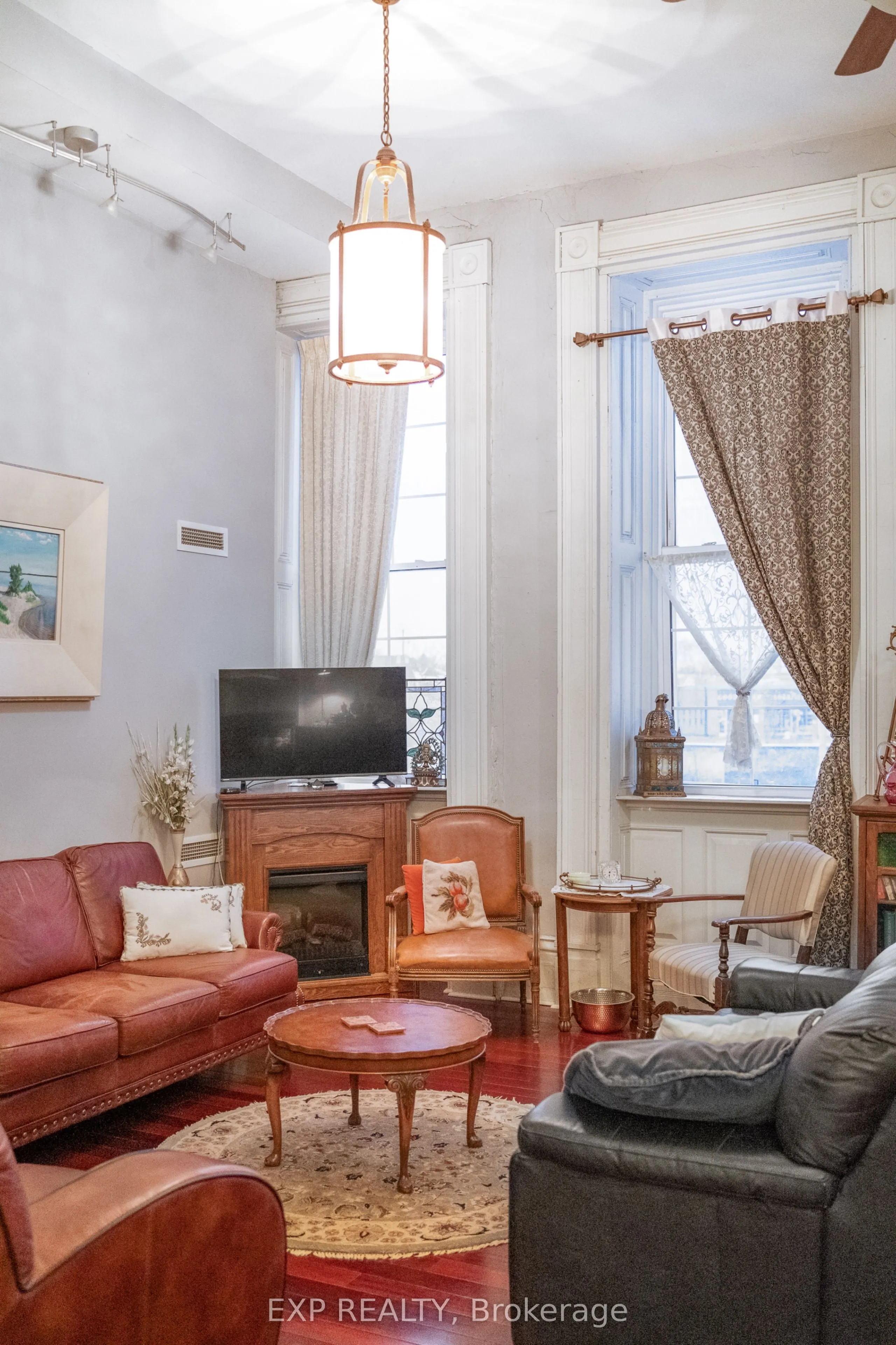 393 Front Street, #1