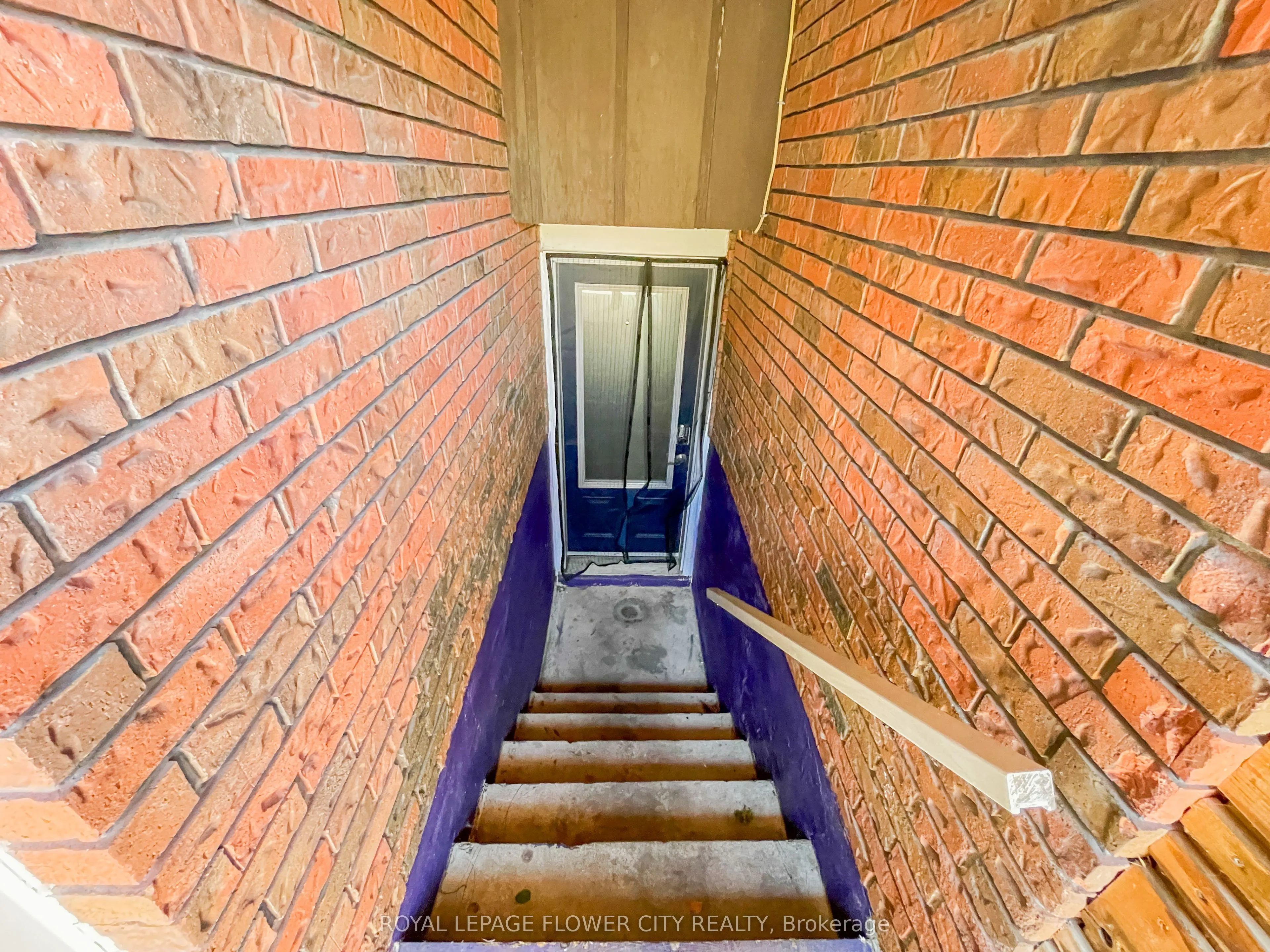 62 Champlain Avenue