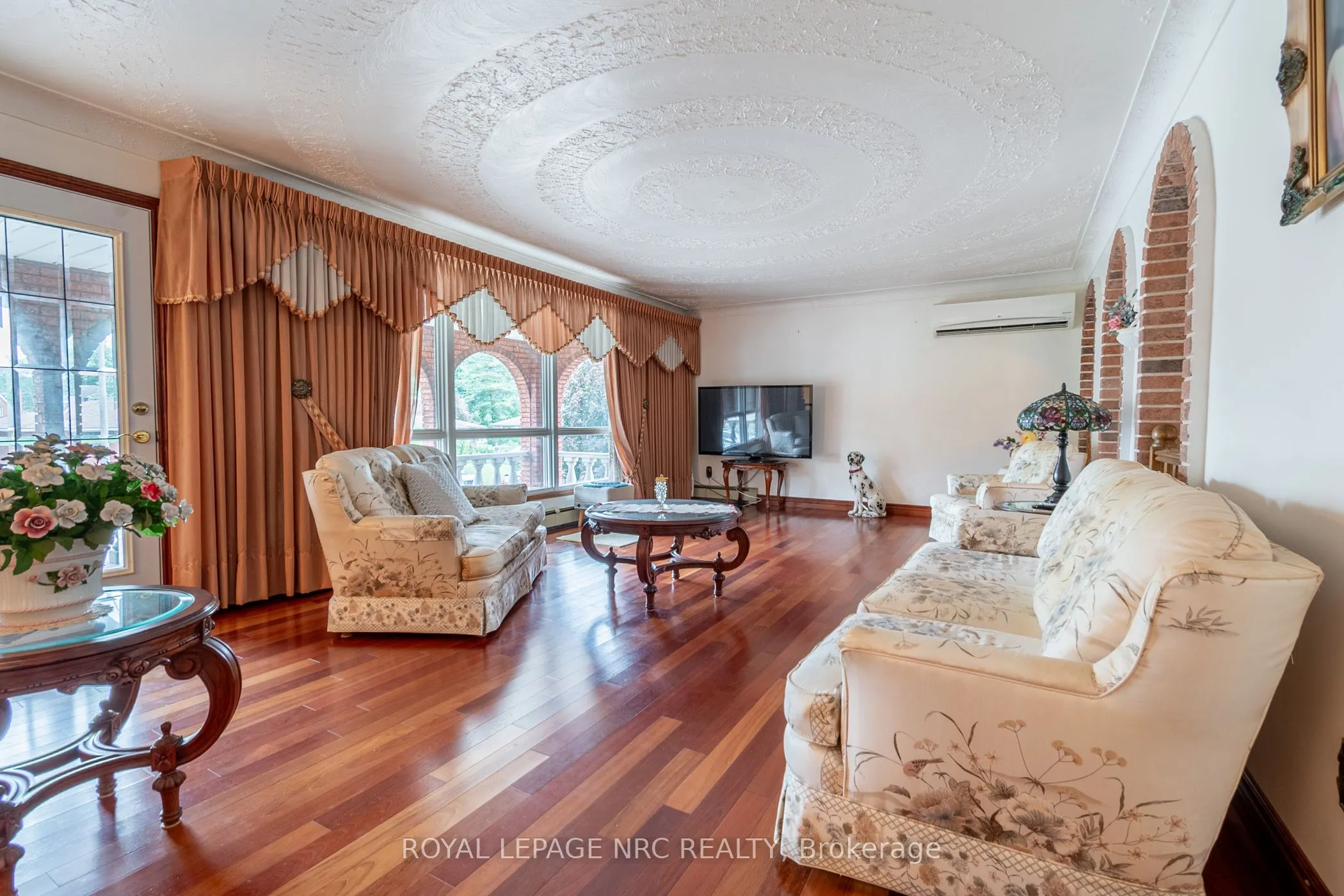 32 Gaspare Drive