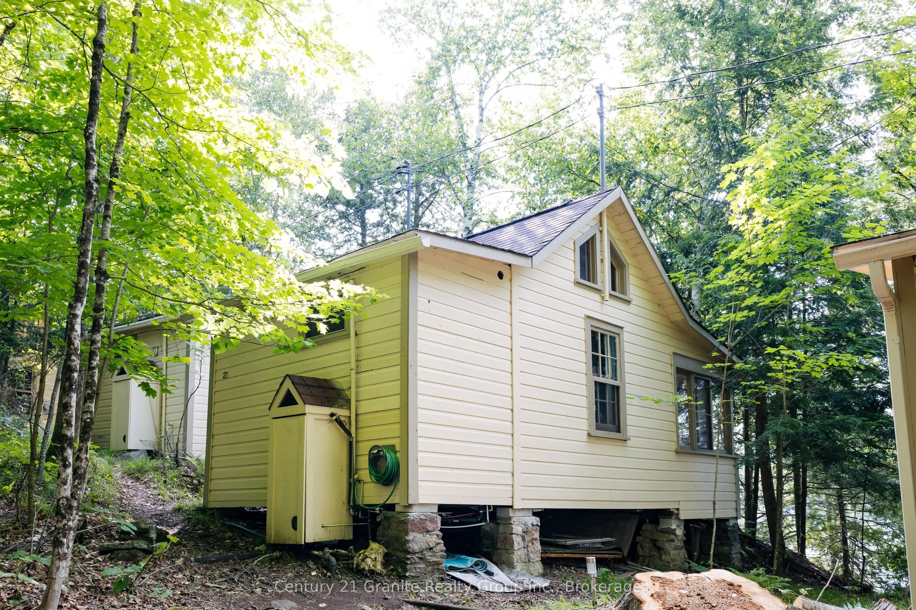 3437 Kashagawigamog Lake Road
