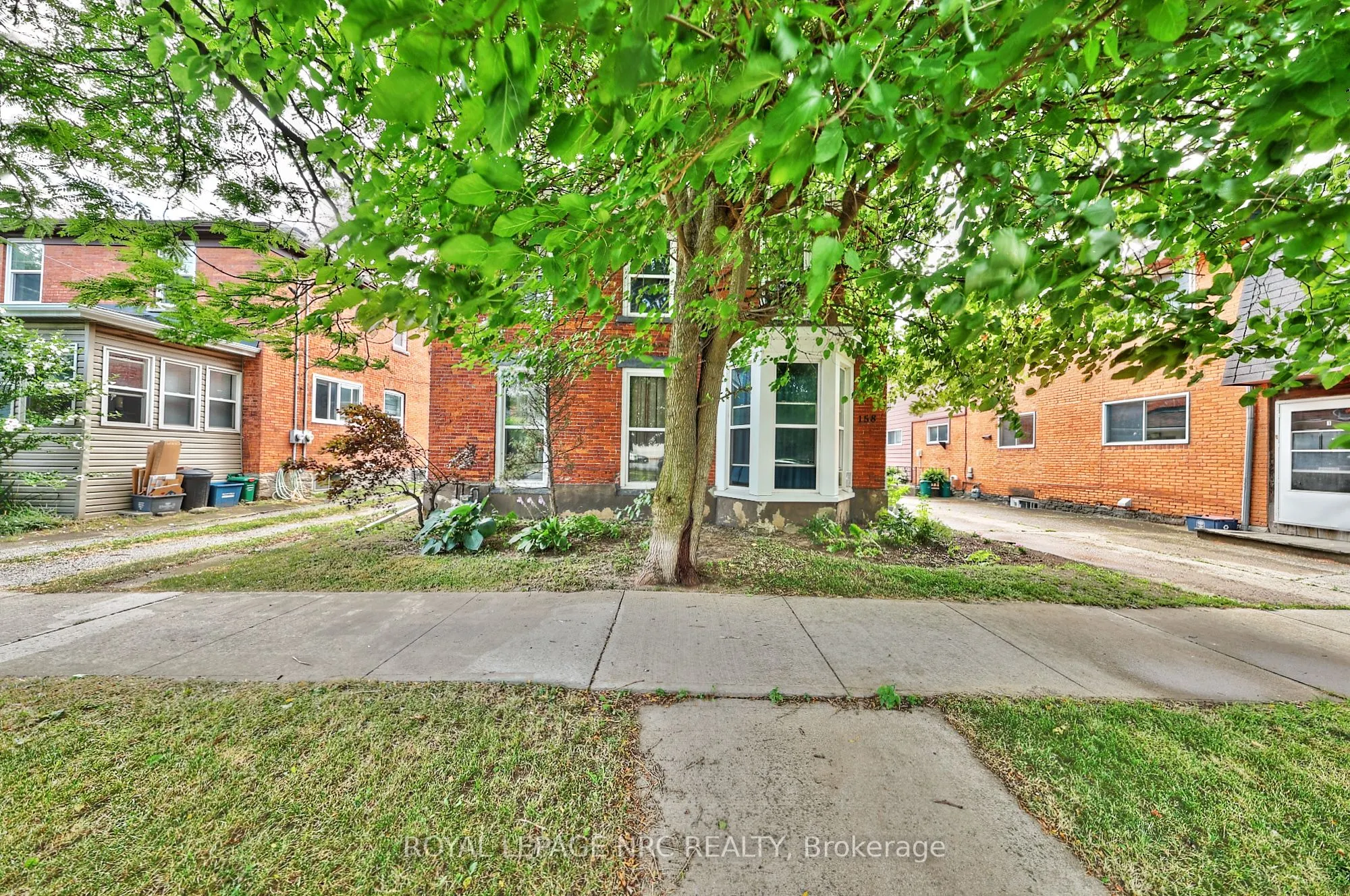 158 Lake Street