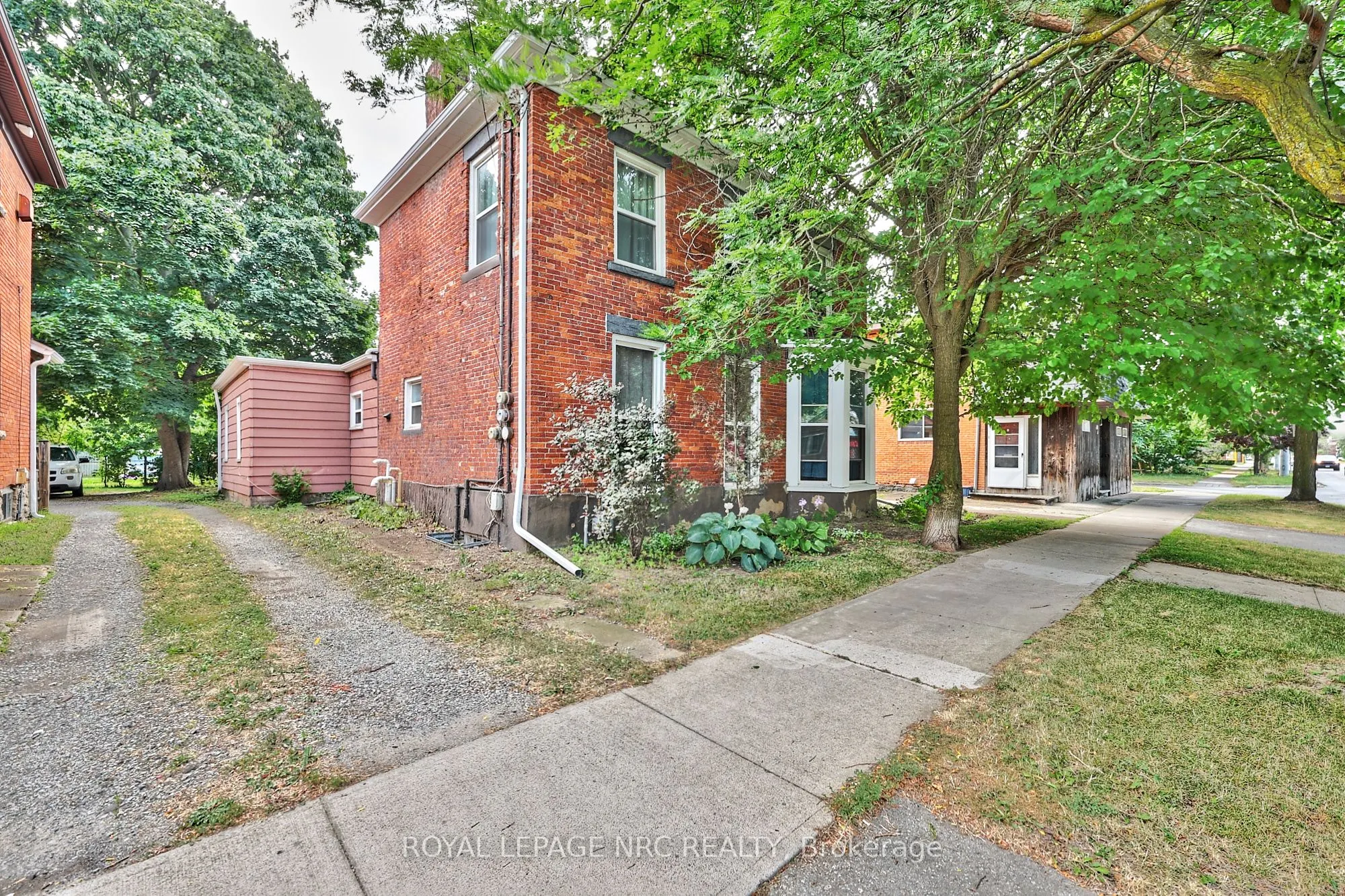 158 Lake Street