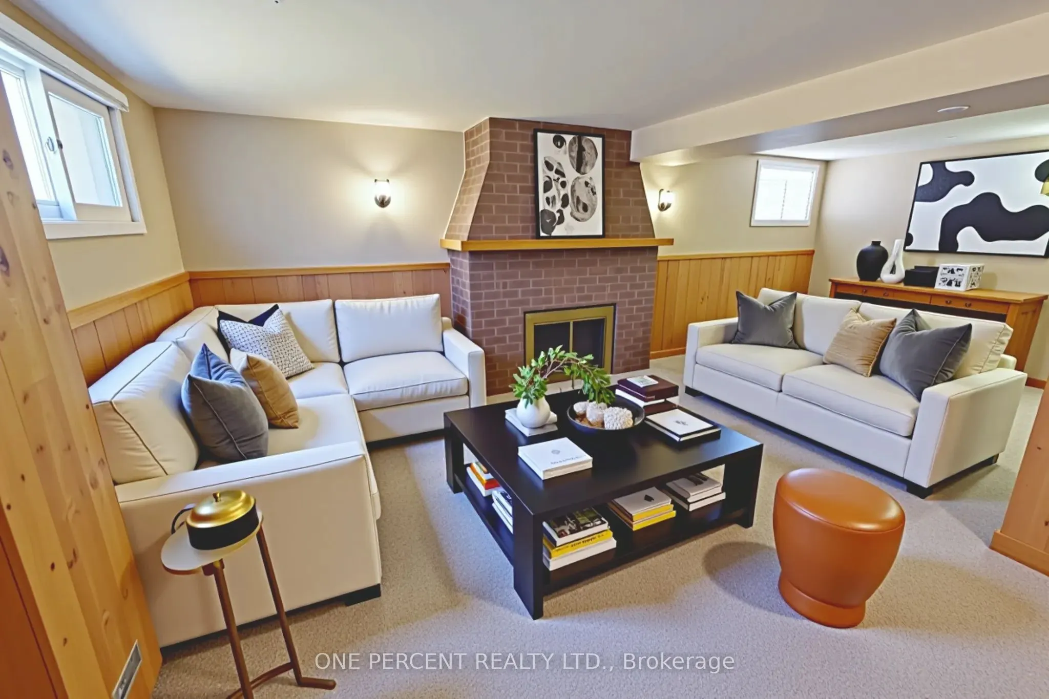 43 Loyalist Drive
