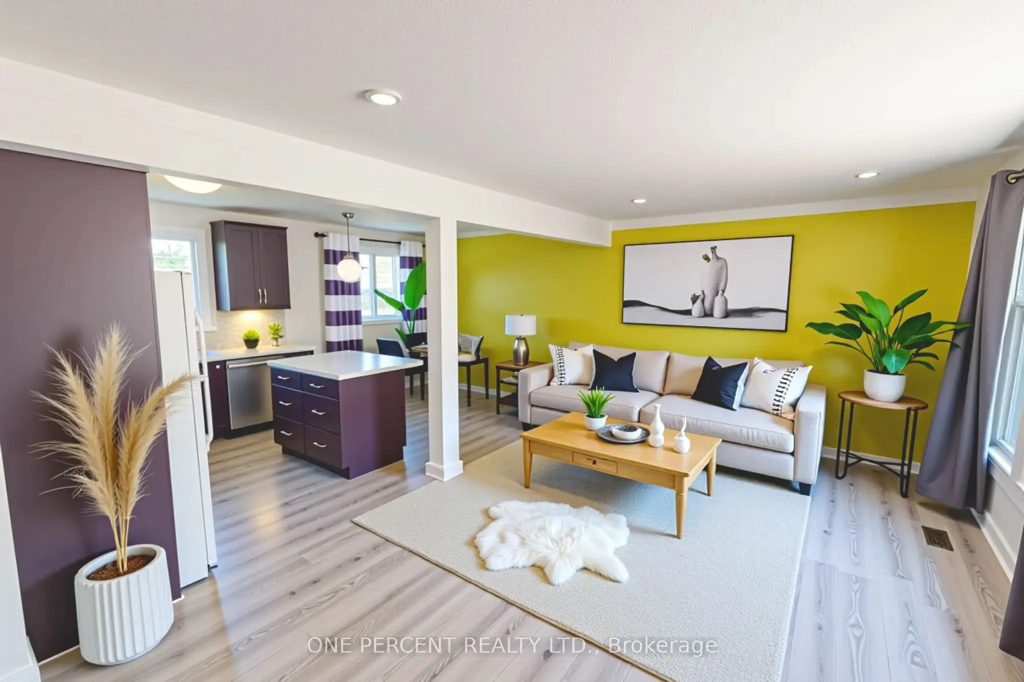 43 Loyalist Drive