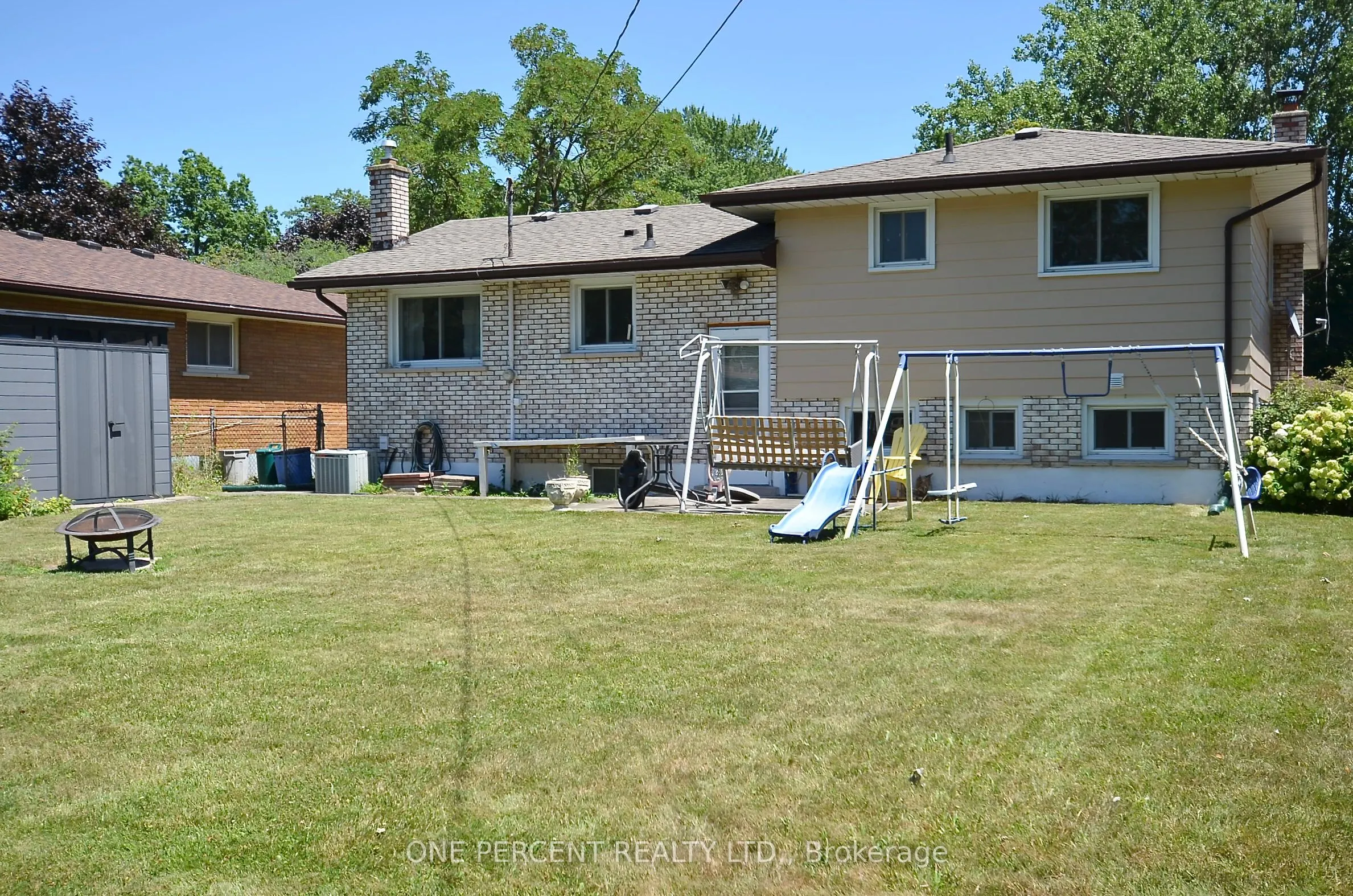 43 Loyalist Drive