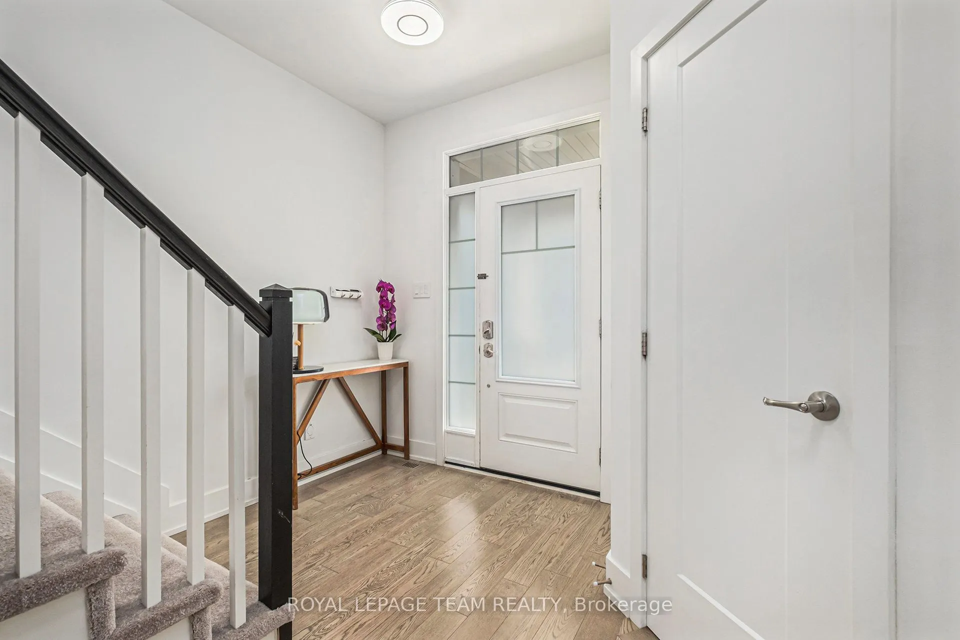 622 Malahat Way