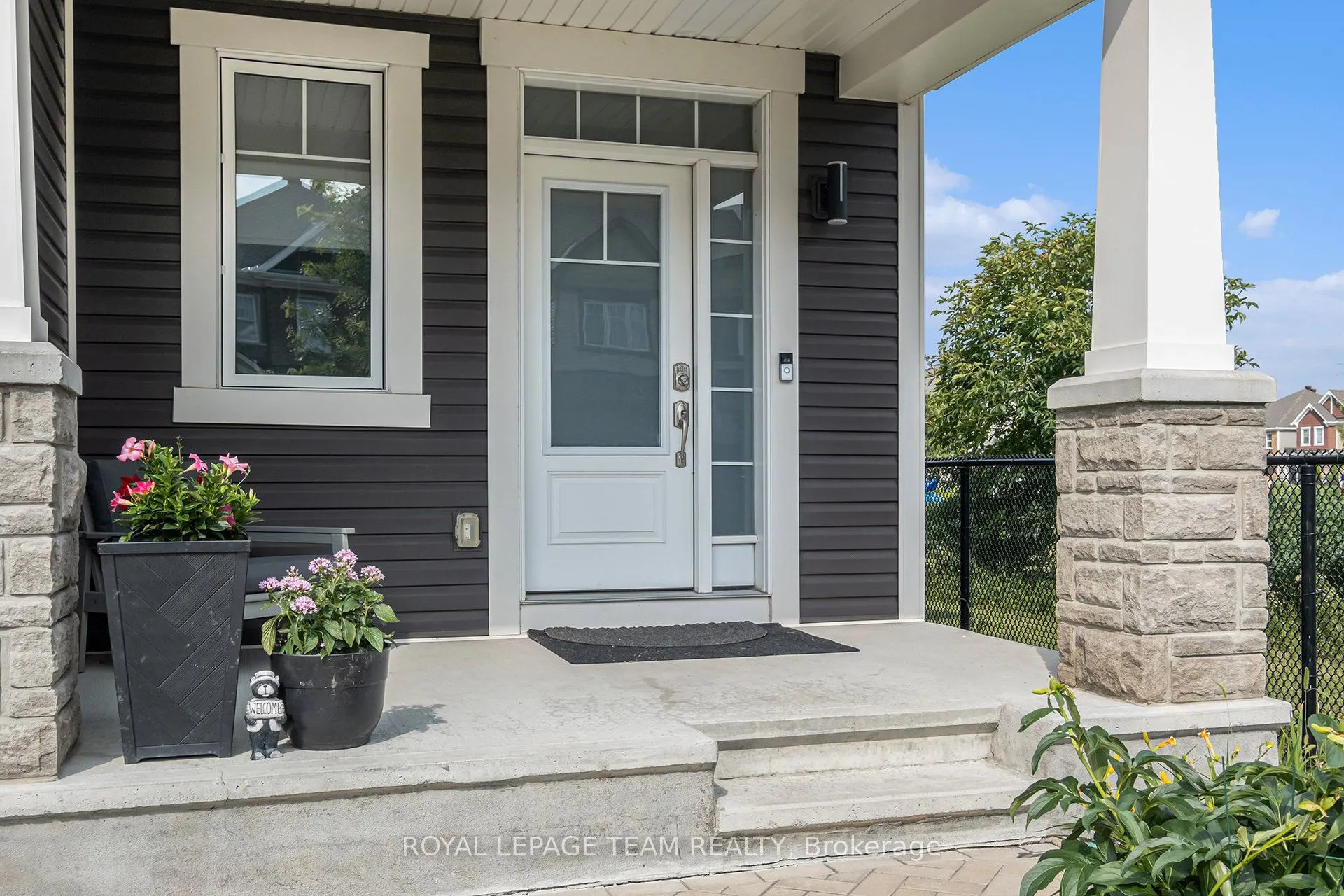 622 Malahat Way