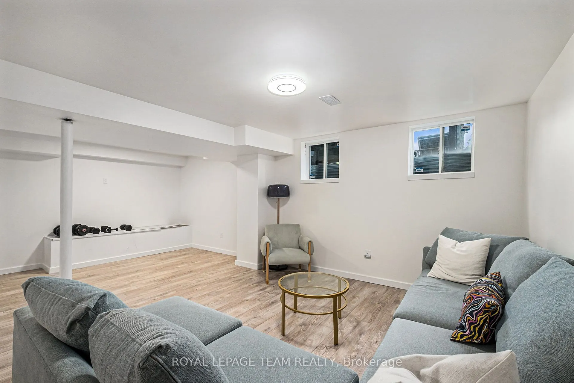 622 Malahat Way