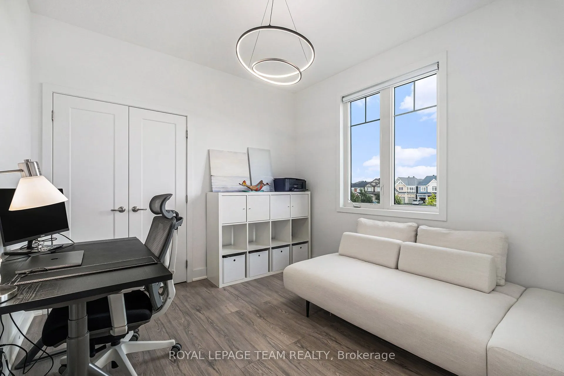 622 Malahat Way