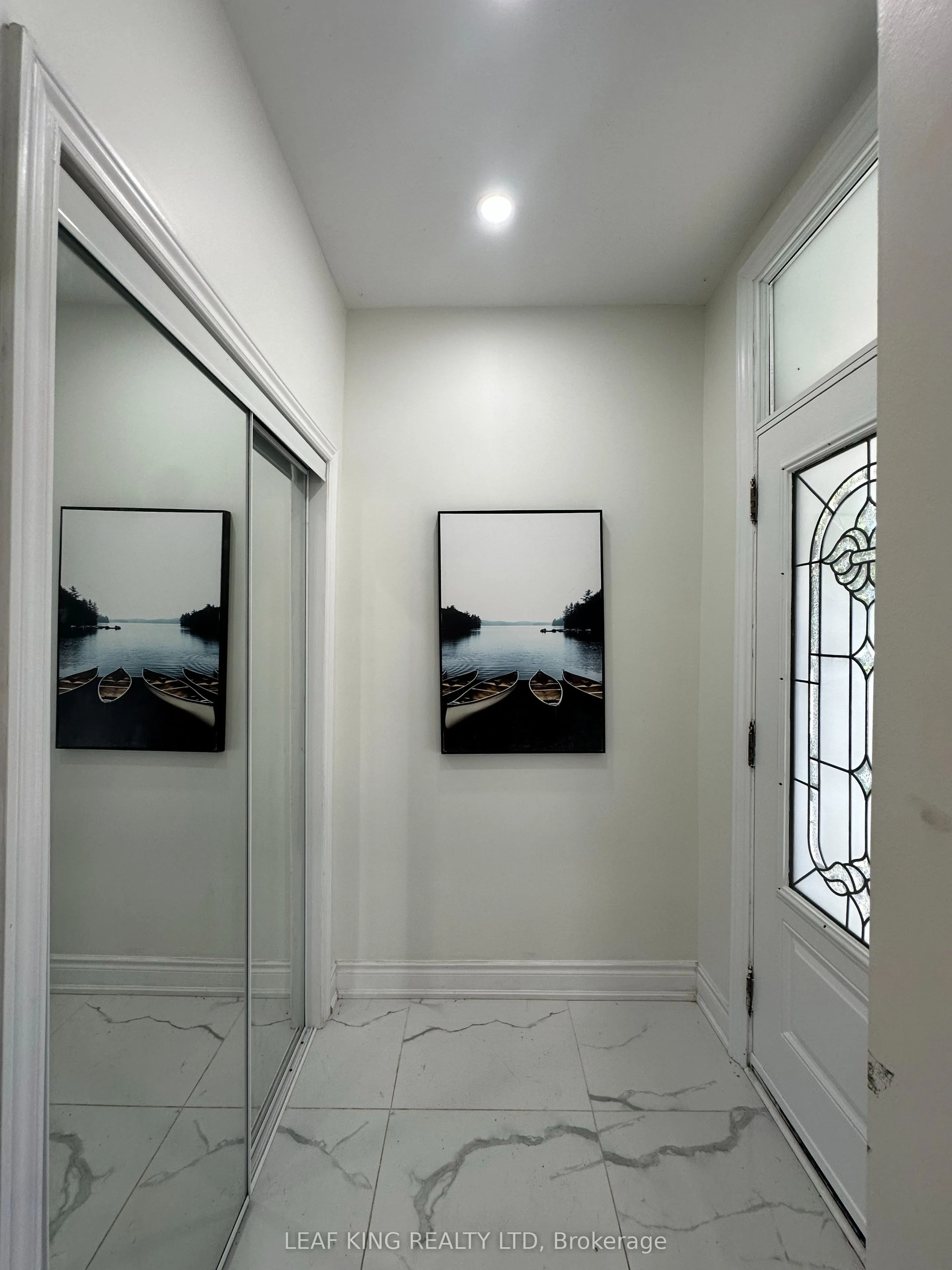 315 Simcoe Street