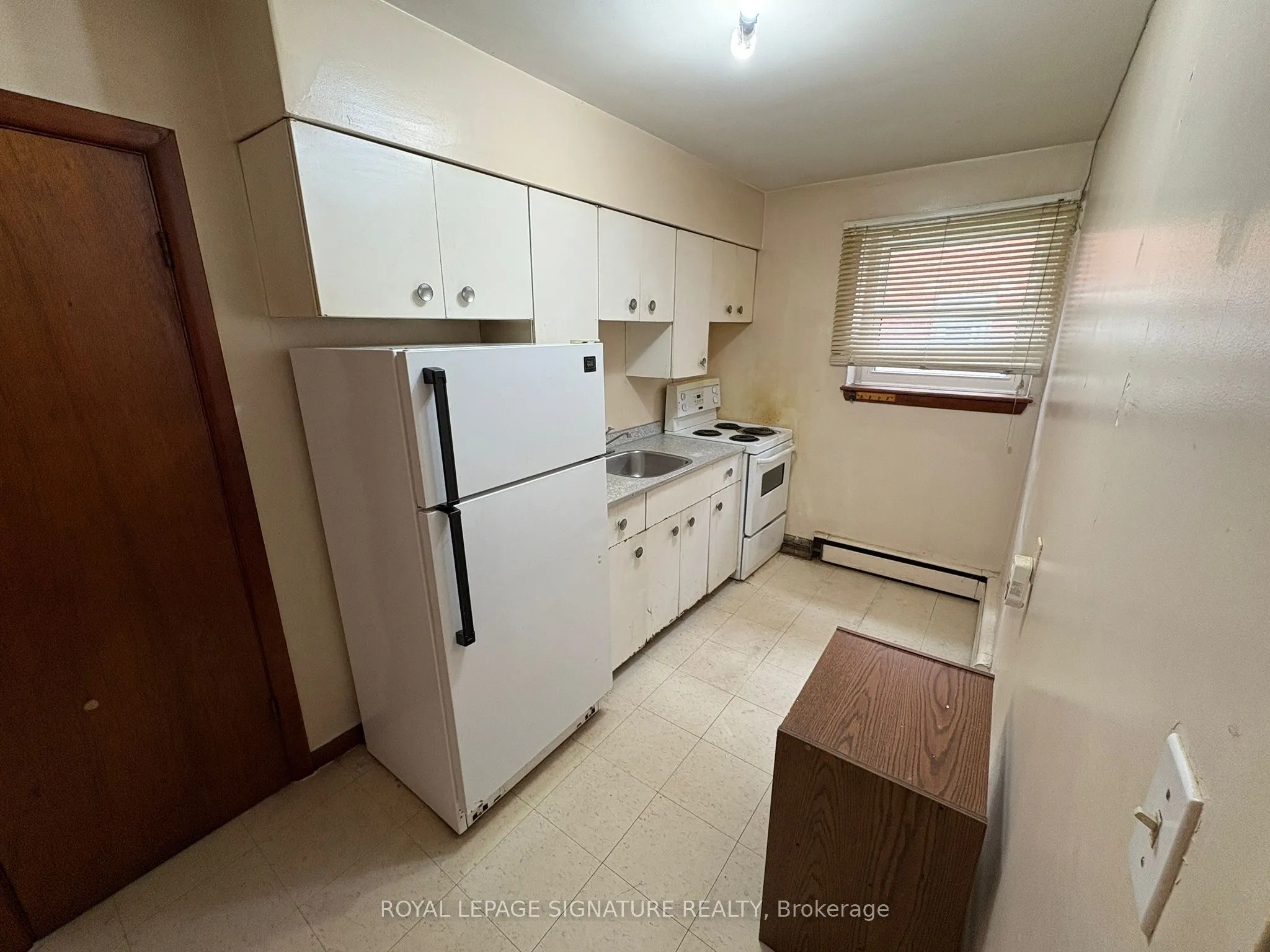 5 Applewood Avenue, #1