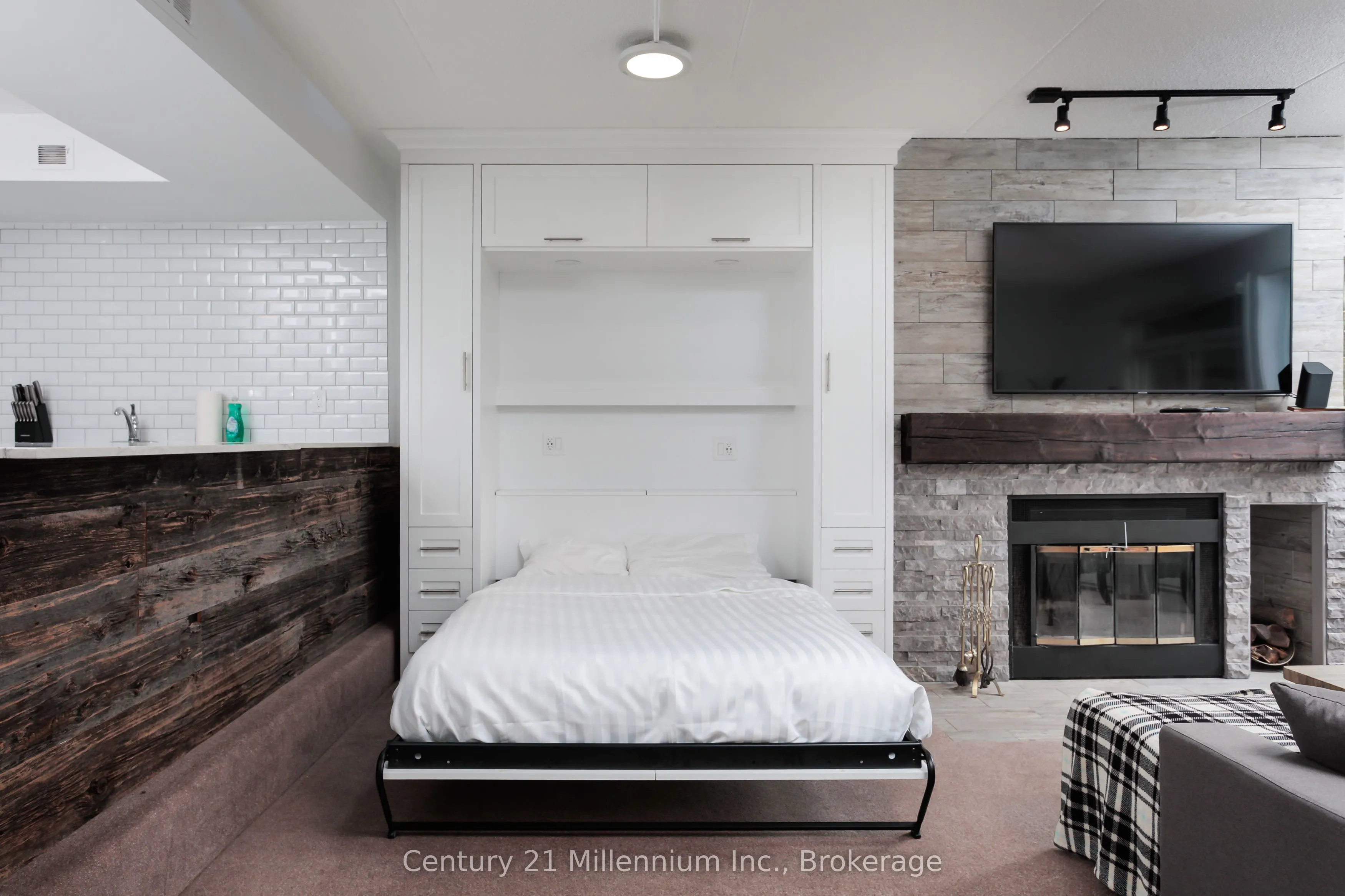 107 Ann Heggtveit Drive, #112