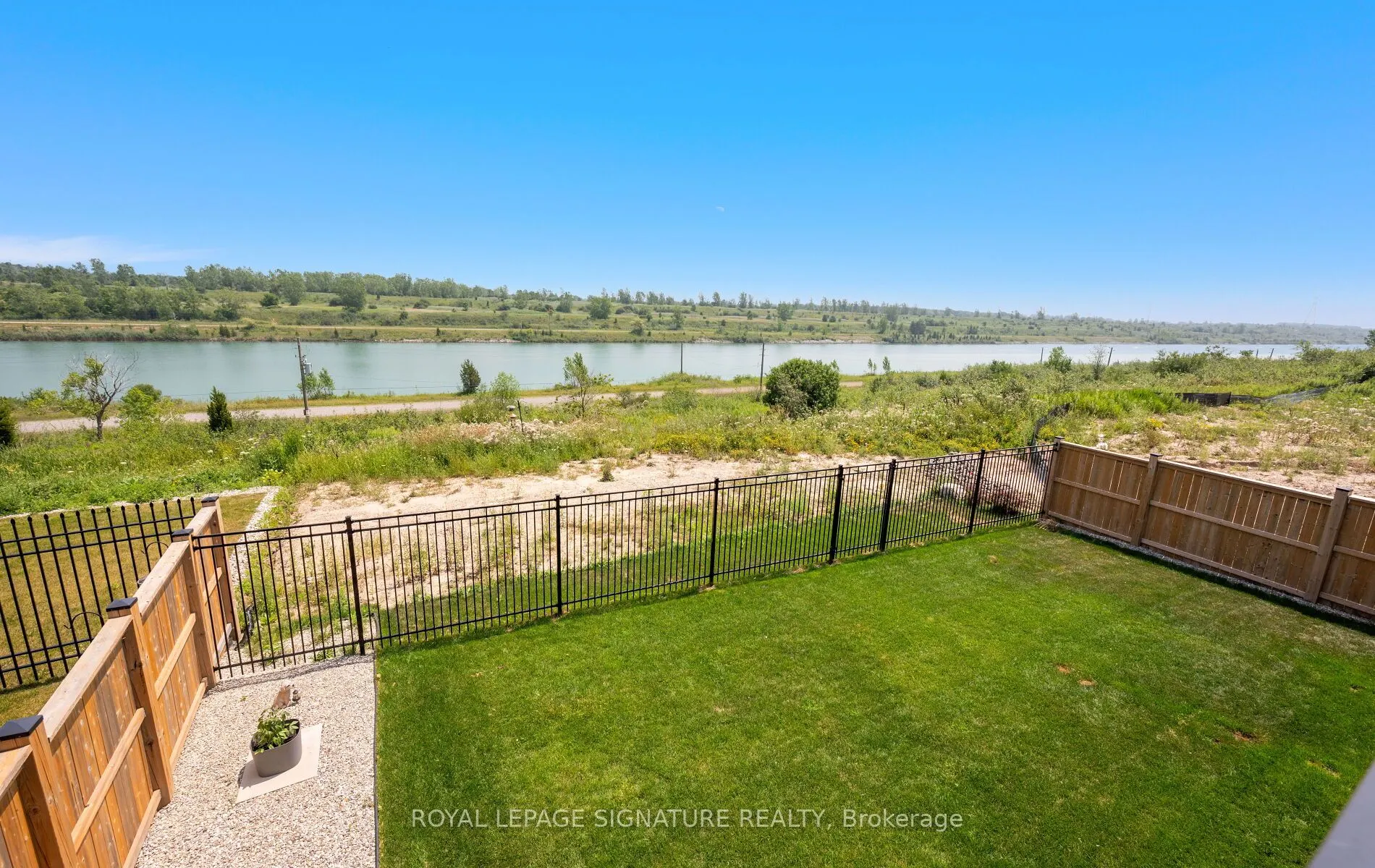 296 Shoreview Drive