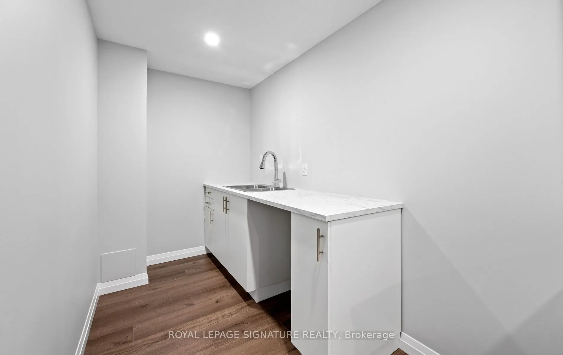 296 Shoreview Drive