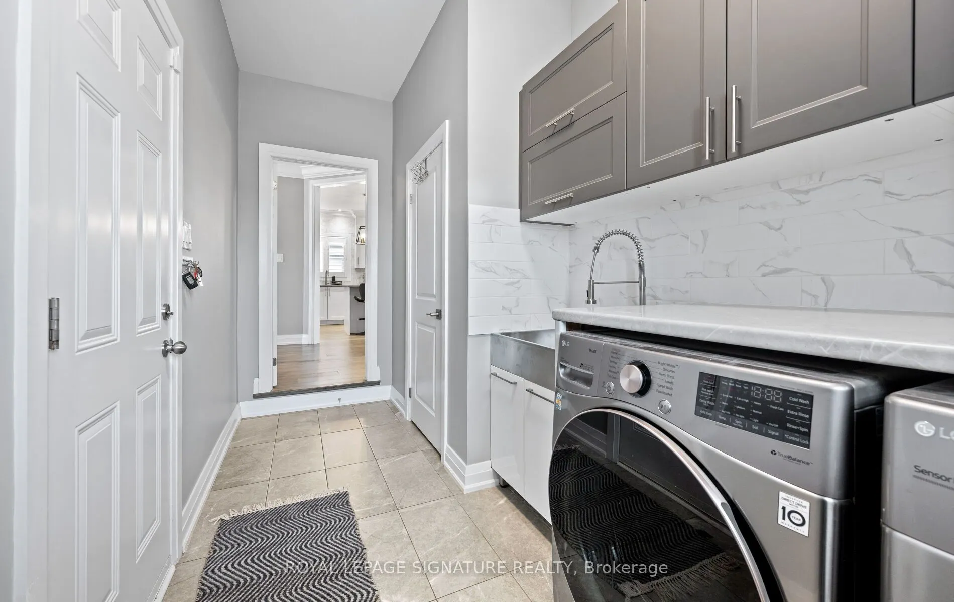 296 Shoreview Drive