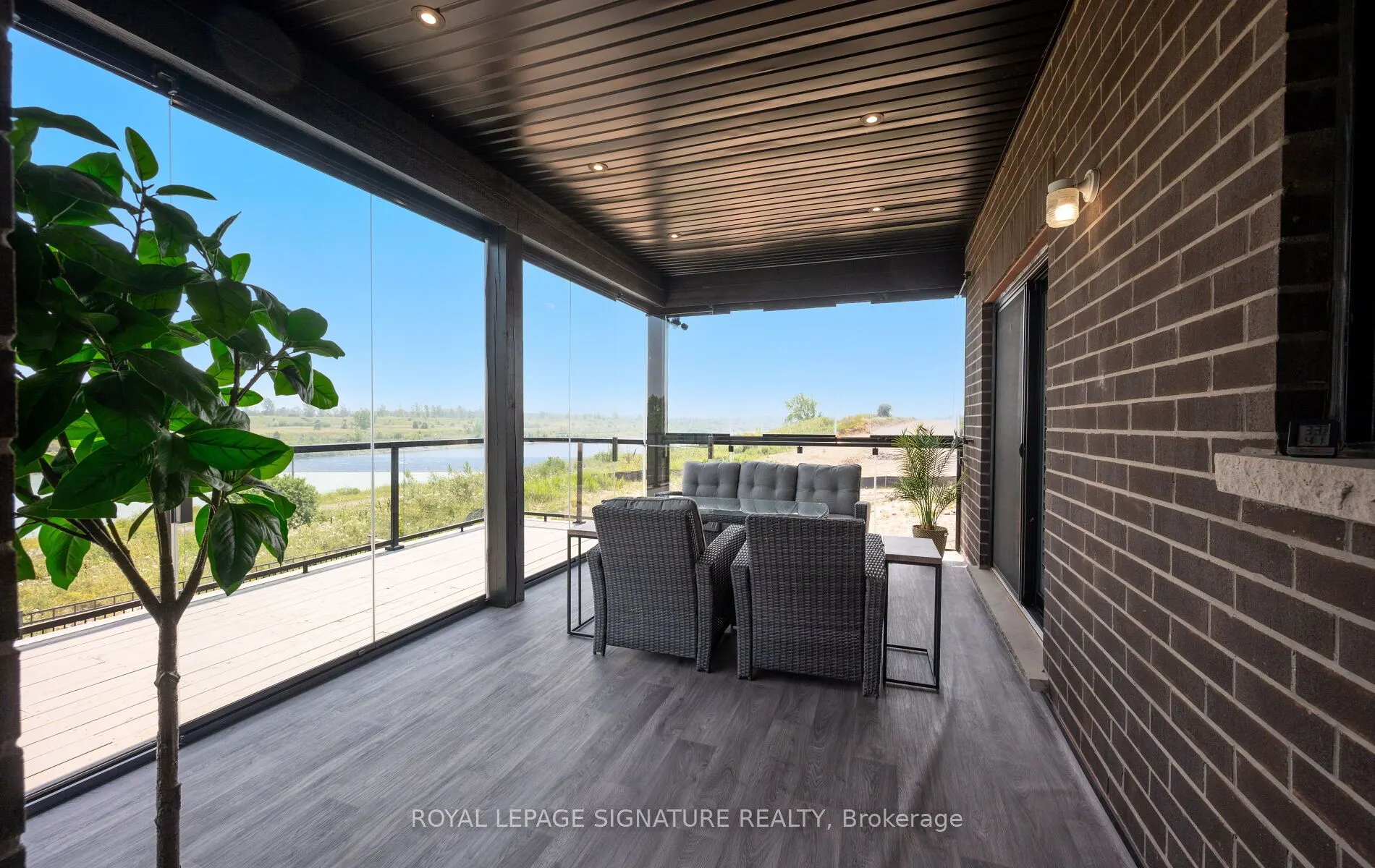 296 Shoreview Drive