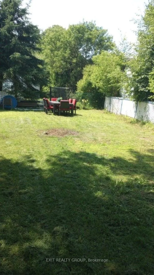 33 Glastonbury Road