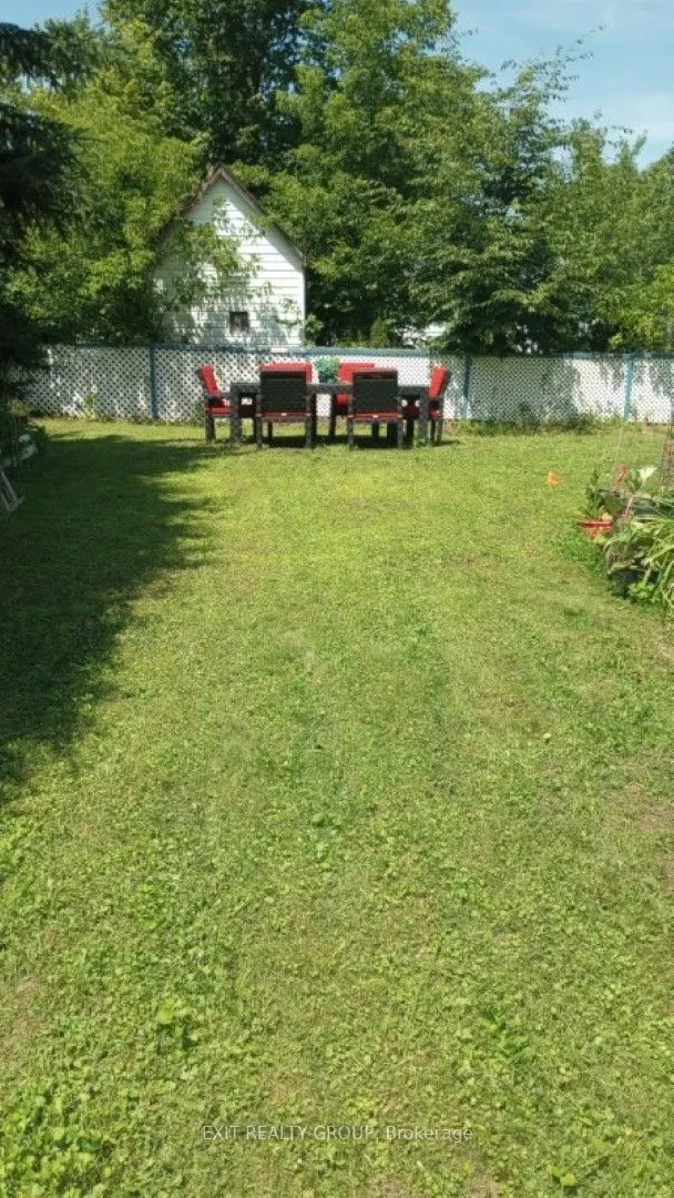 33 Glastonbury Road