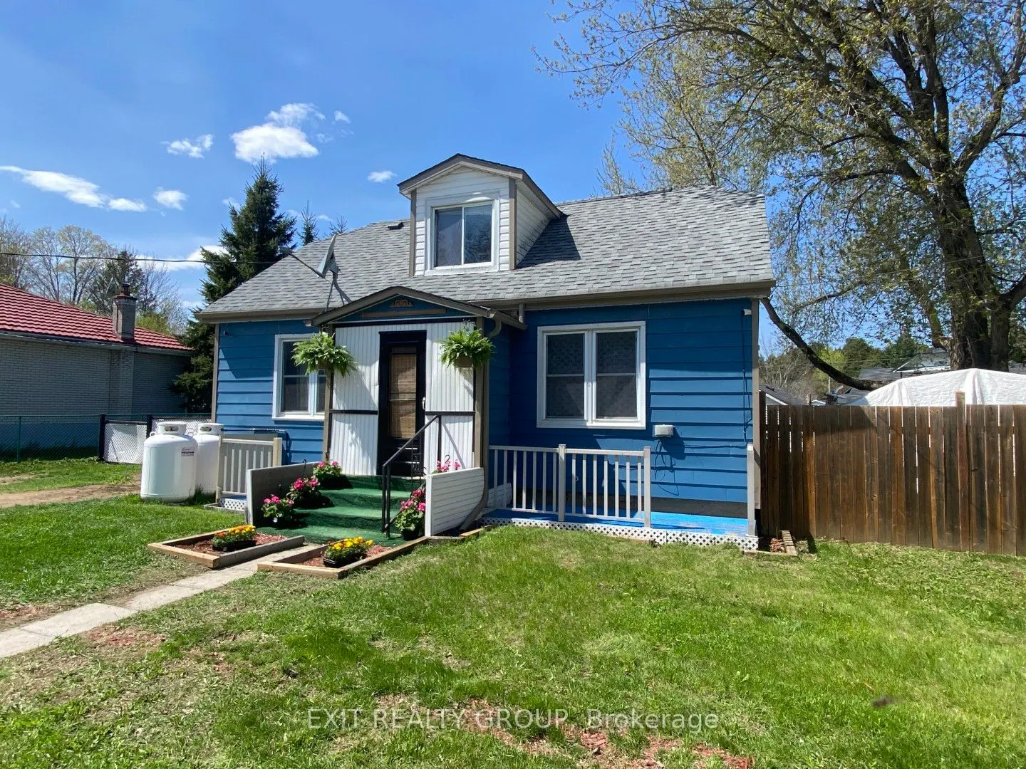 33 Glastonbury Road