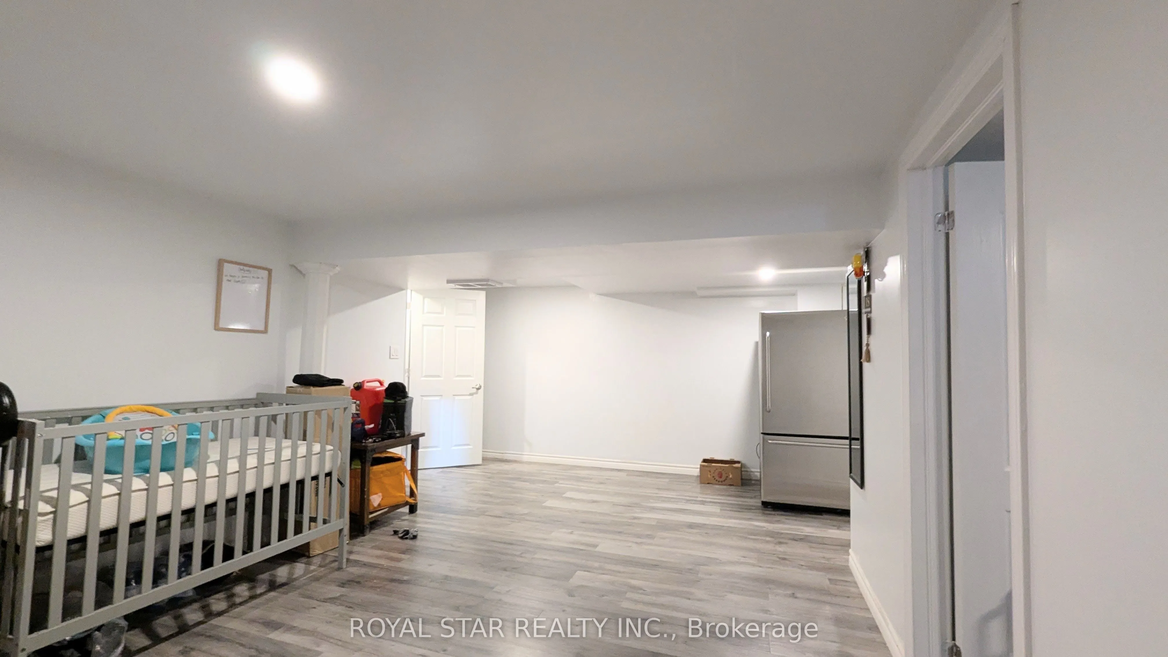 42 Witty Avenue