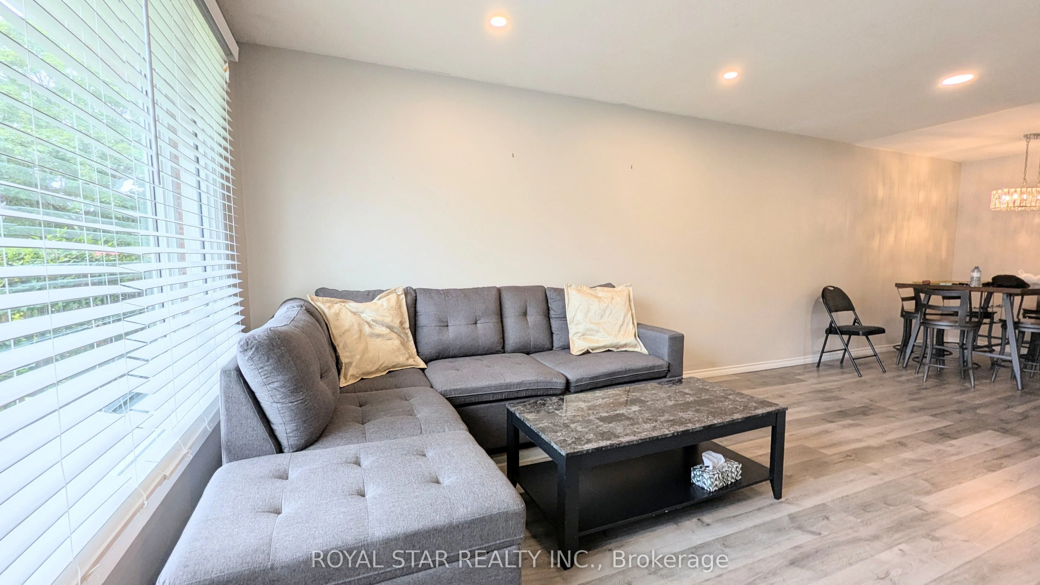 42 Witty Avenue