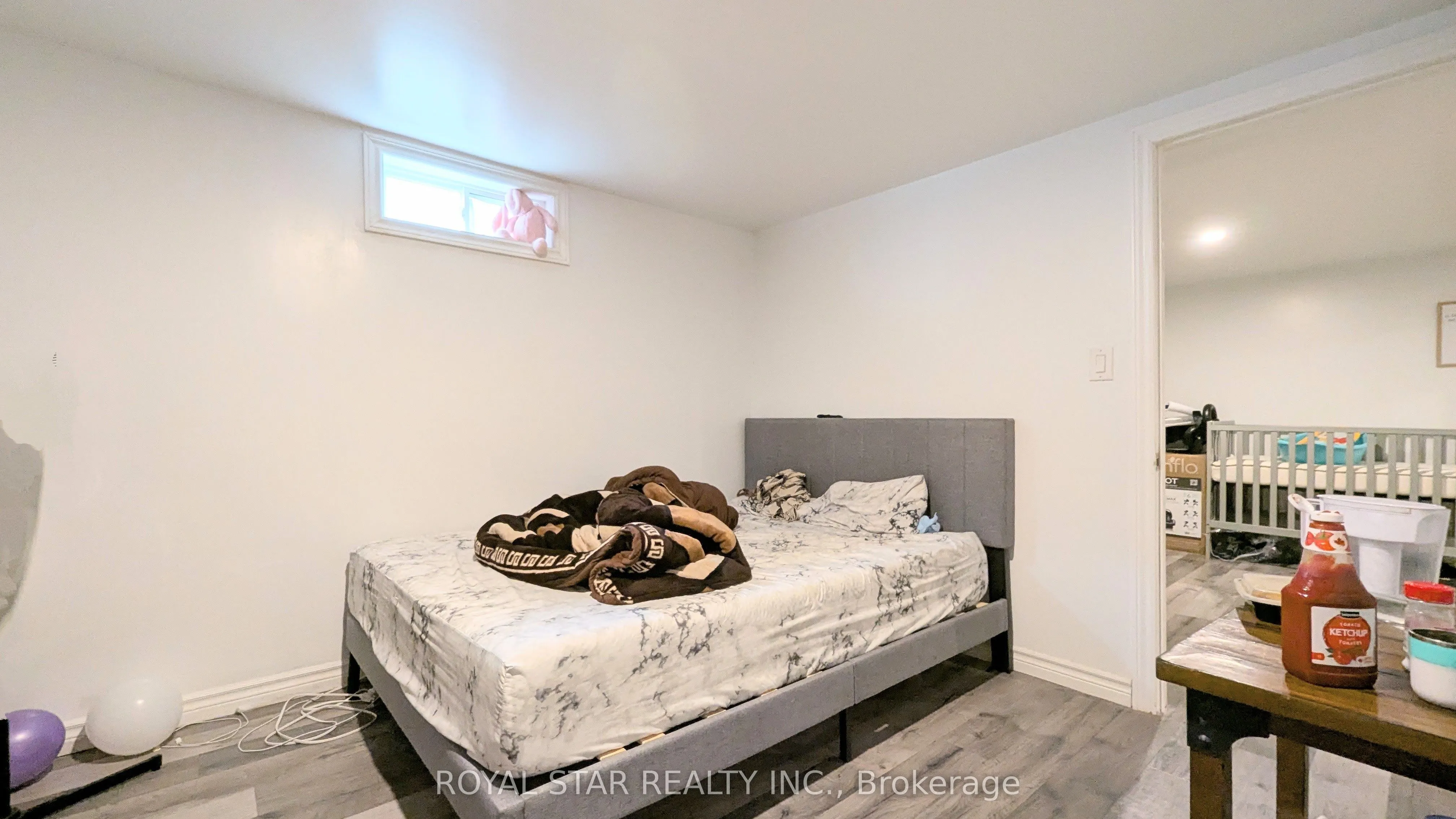 42 Witty Avenue