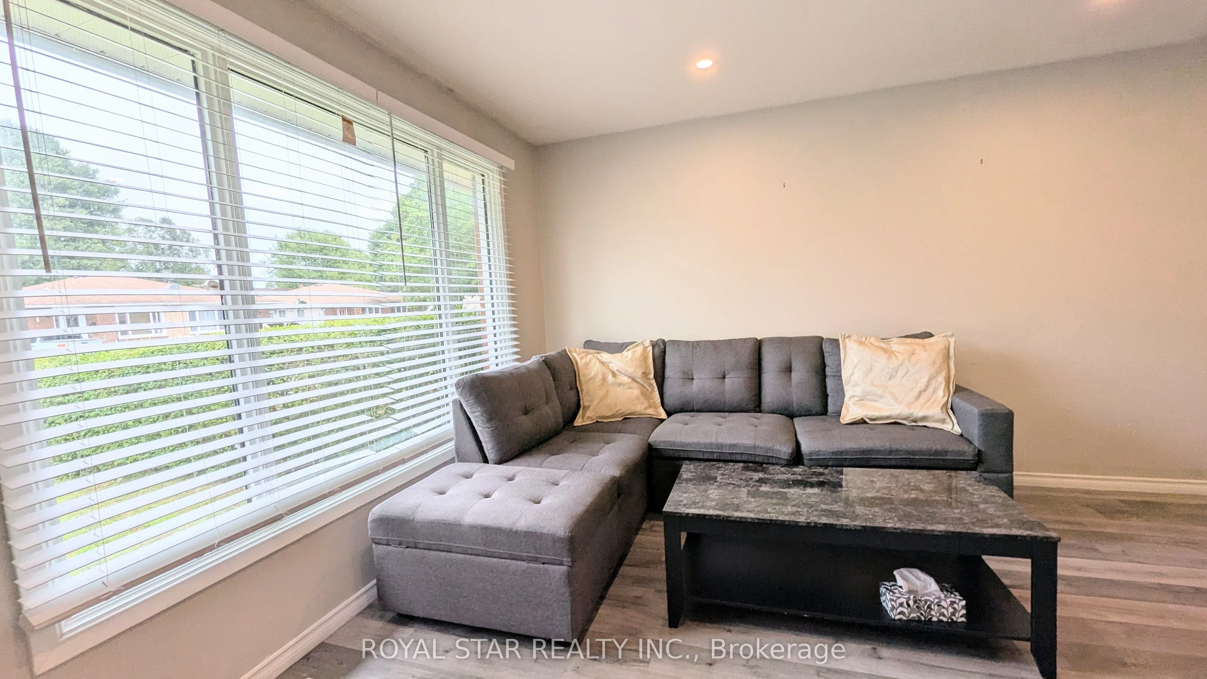 42 Witty Avenue