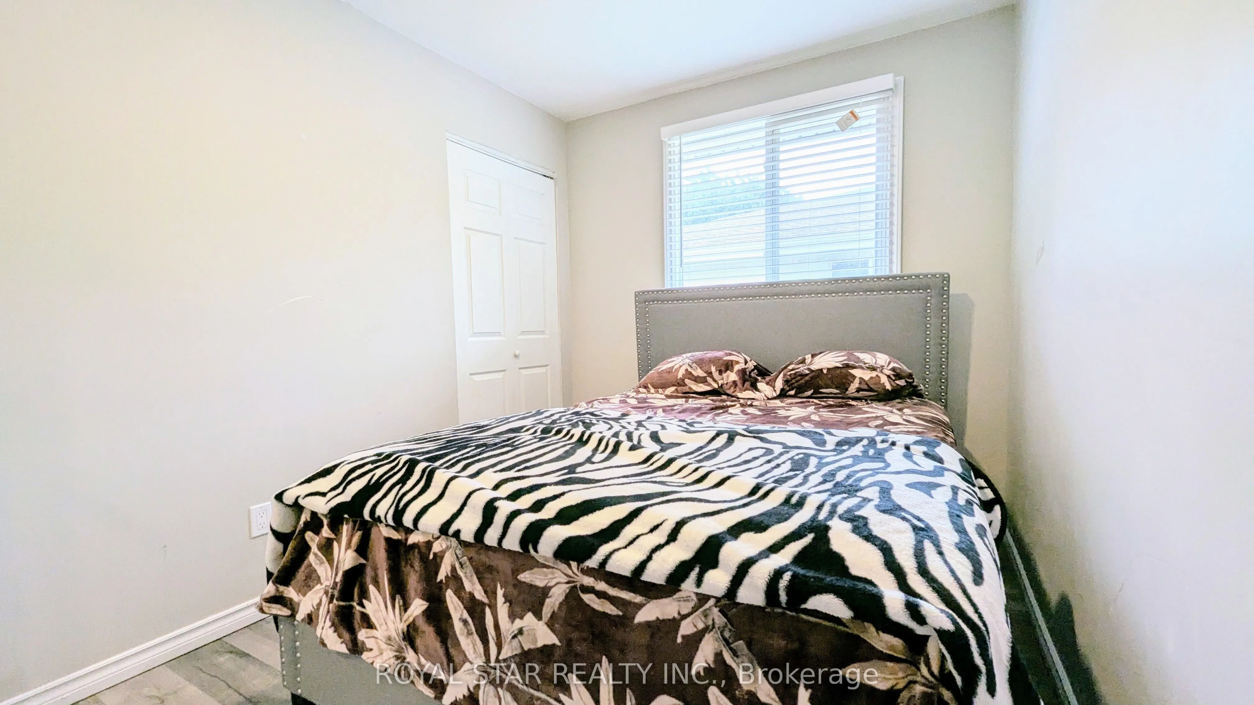 42 Witty Avenue