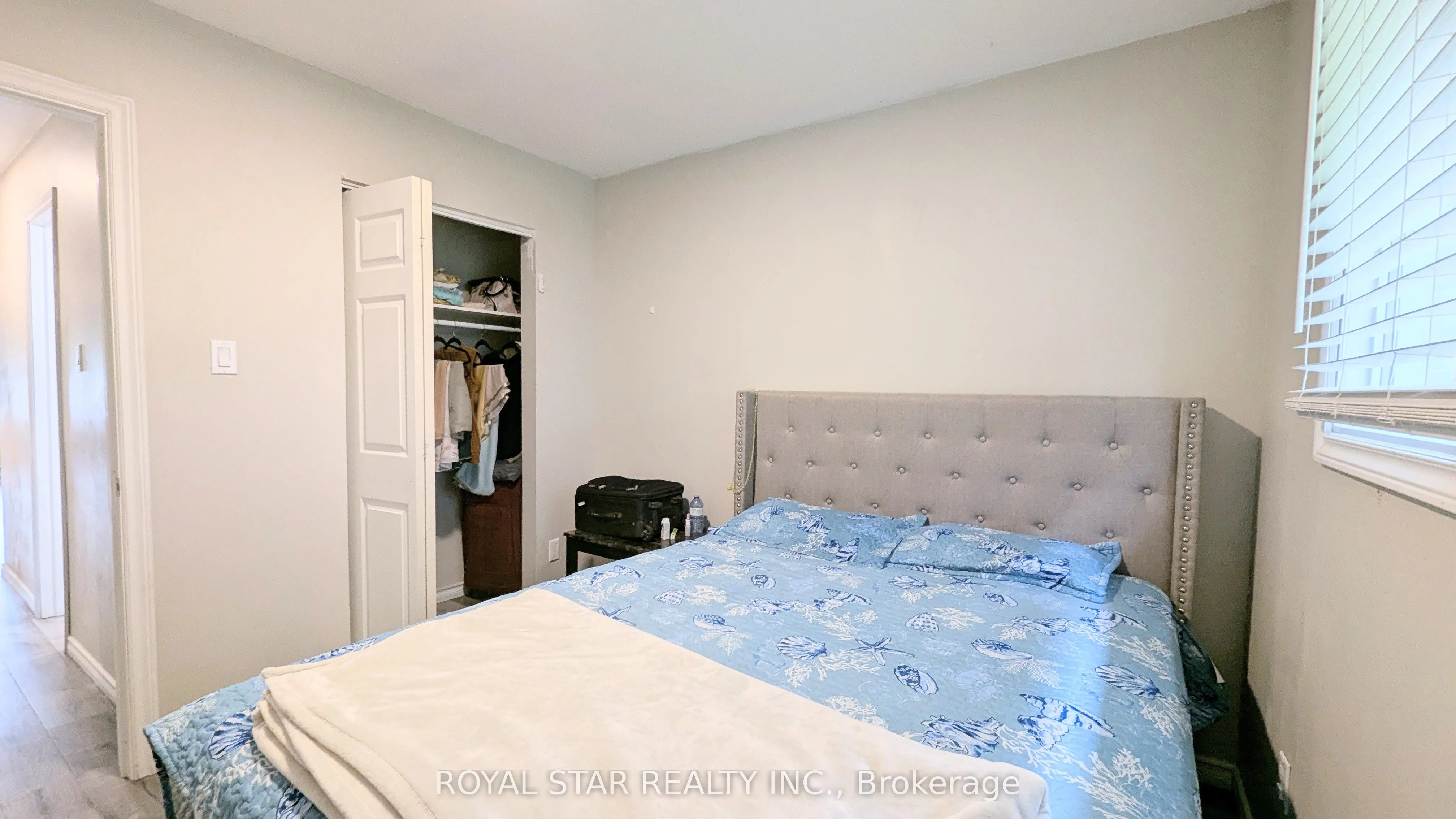 42 Witty Avenue