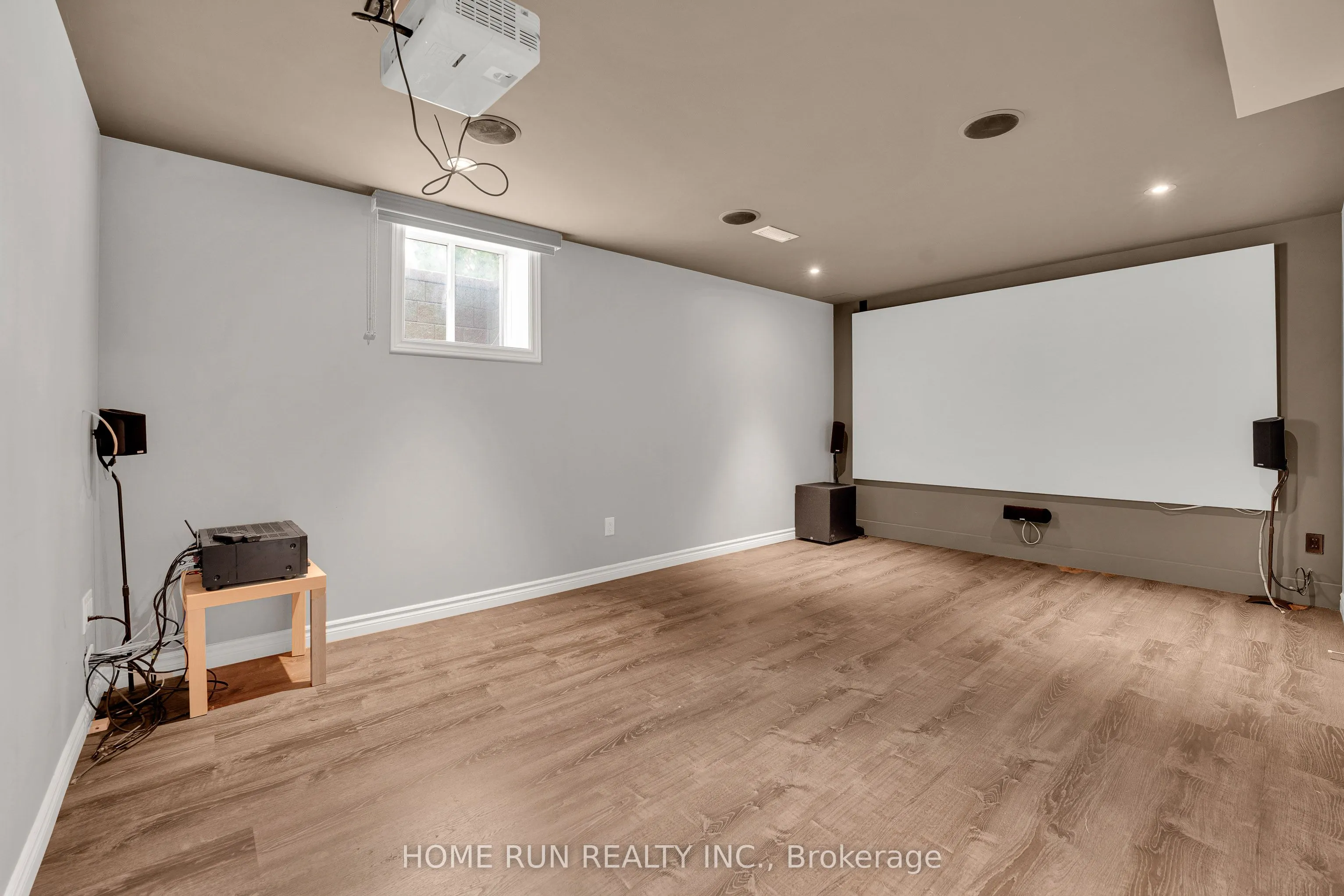 335 Gallantry Way