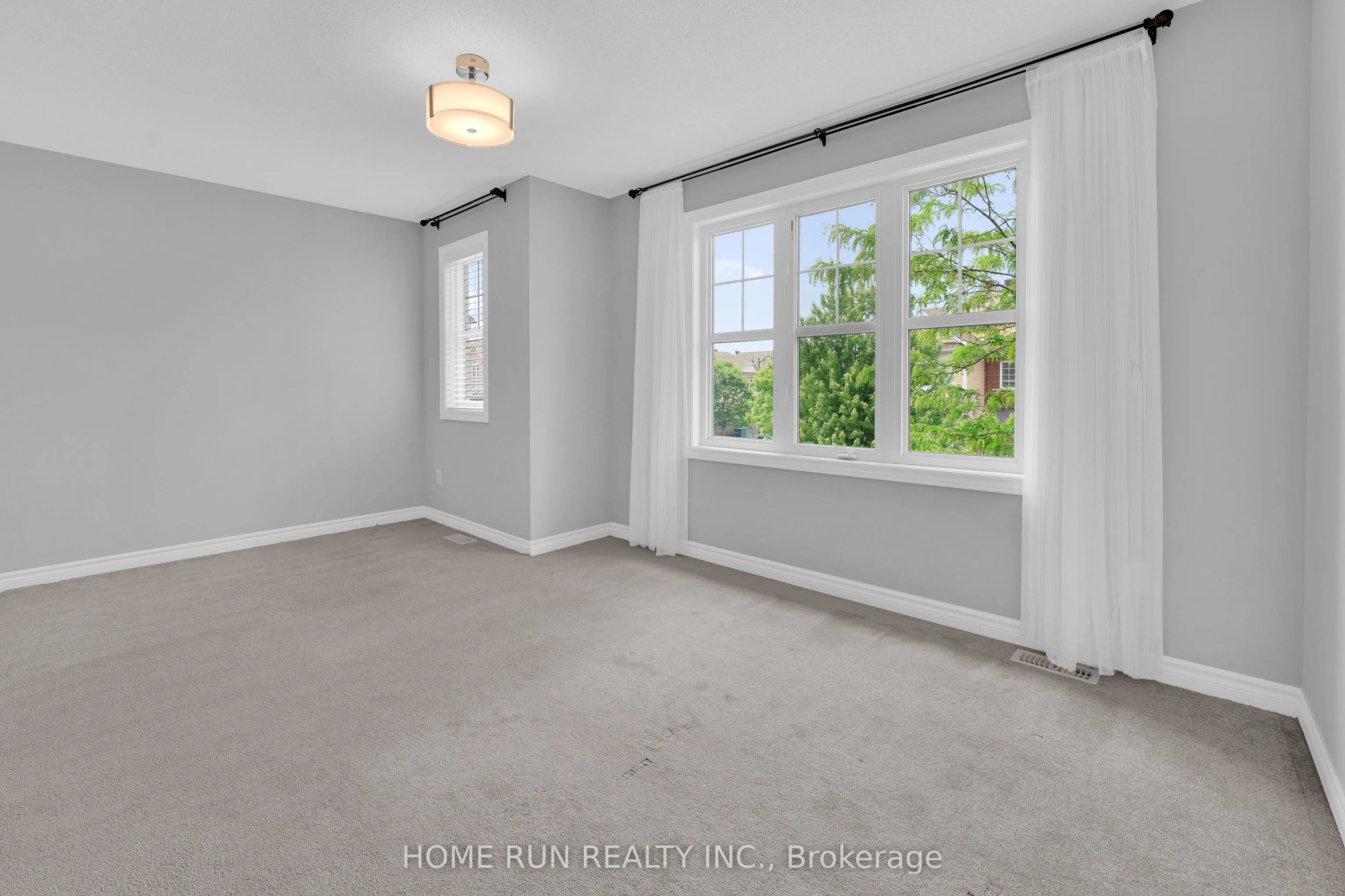 335 Gallantry Way